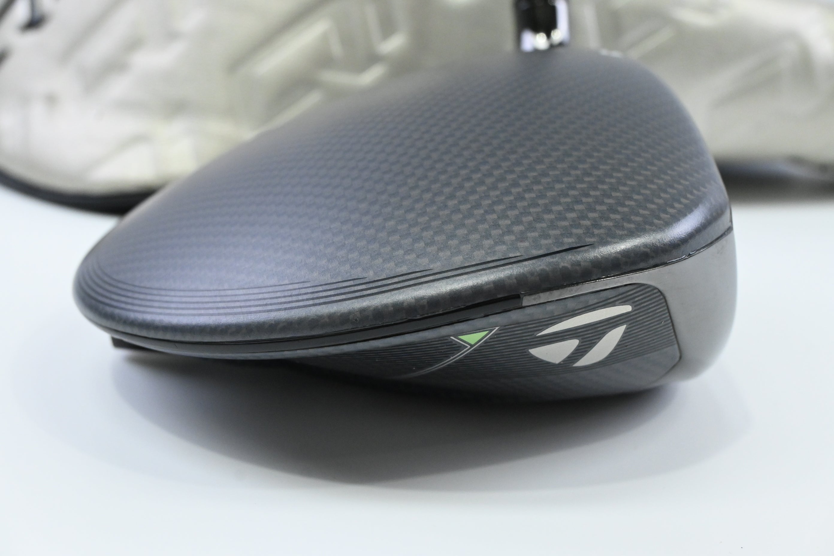 Taylormade Qi35 Driver / 9 Degree / Stiff Flex Fujikura Ventus Blue 5 Shaft