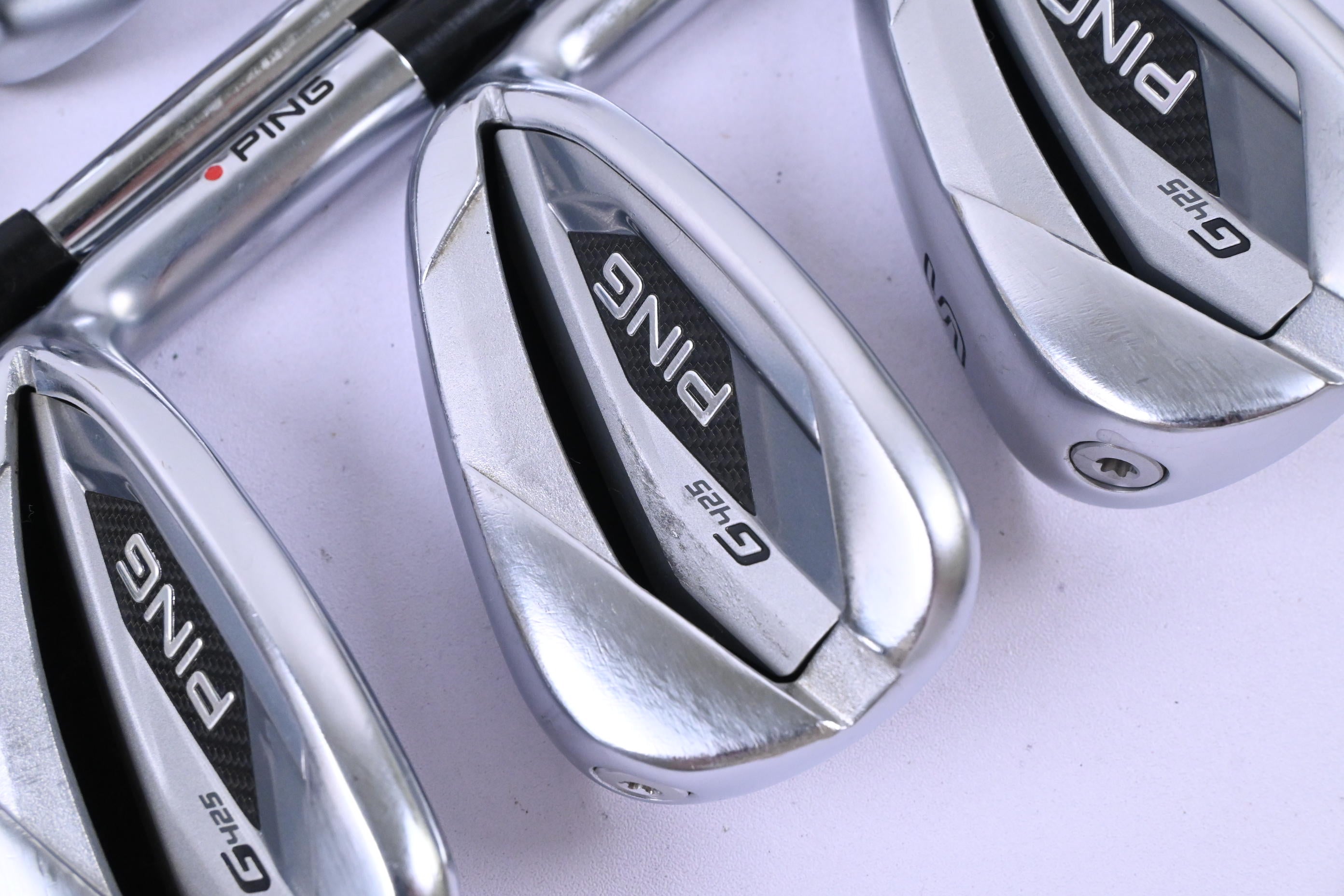 Ping G425 Irons / 5-PW+SW / Red Dot / Regular Flex Ping AWT 2.0 Shafts
