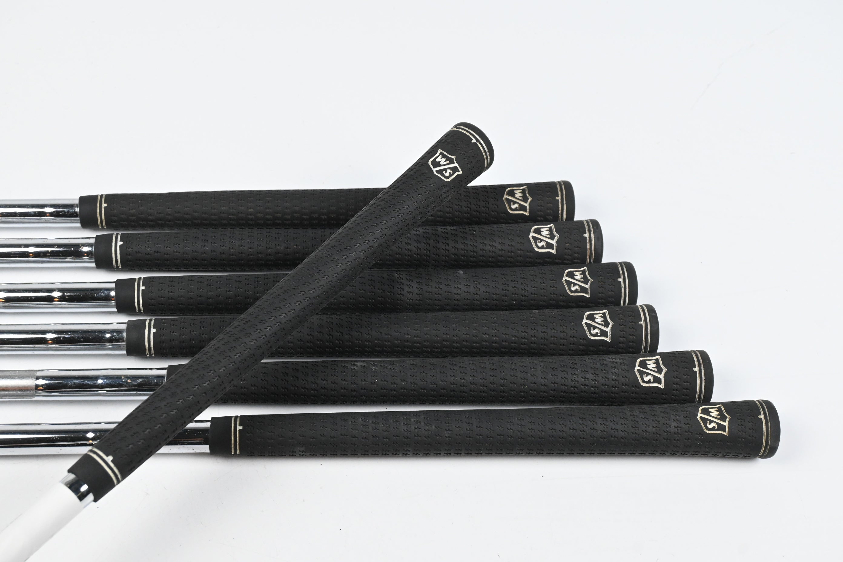 Wilson D9 Irons / 4-PW / Stiff Flex Dynamic Gold 120 S300 Shafts