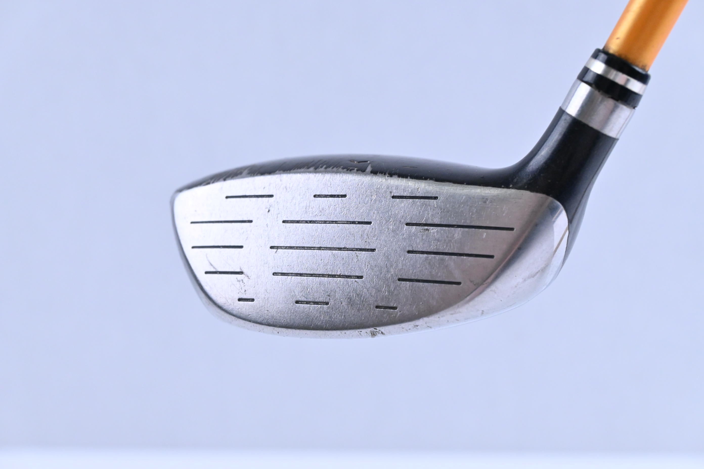 Wilson Staff DF6 #7 Wood / 21 Degree / Regular Flex UST ProForce V2 75 Shaft