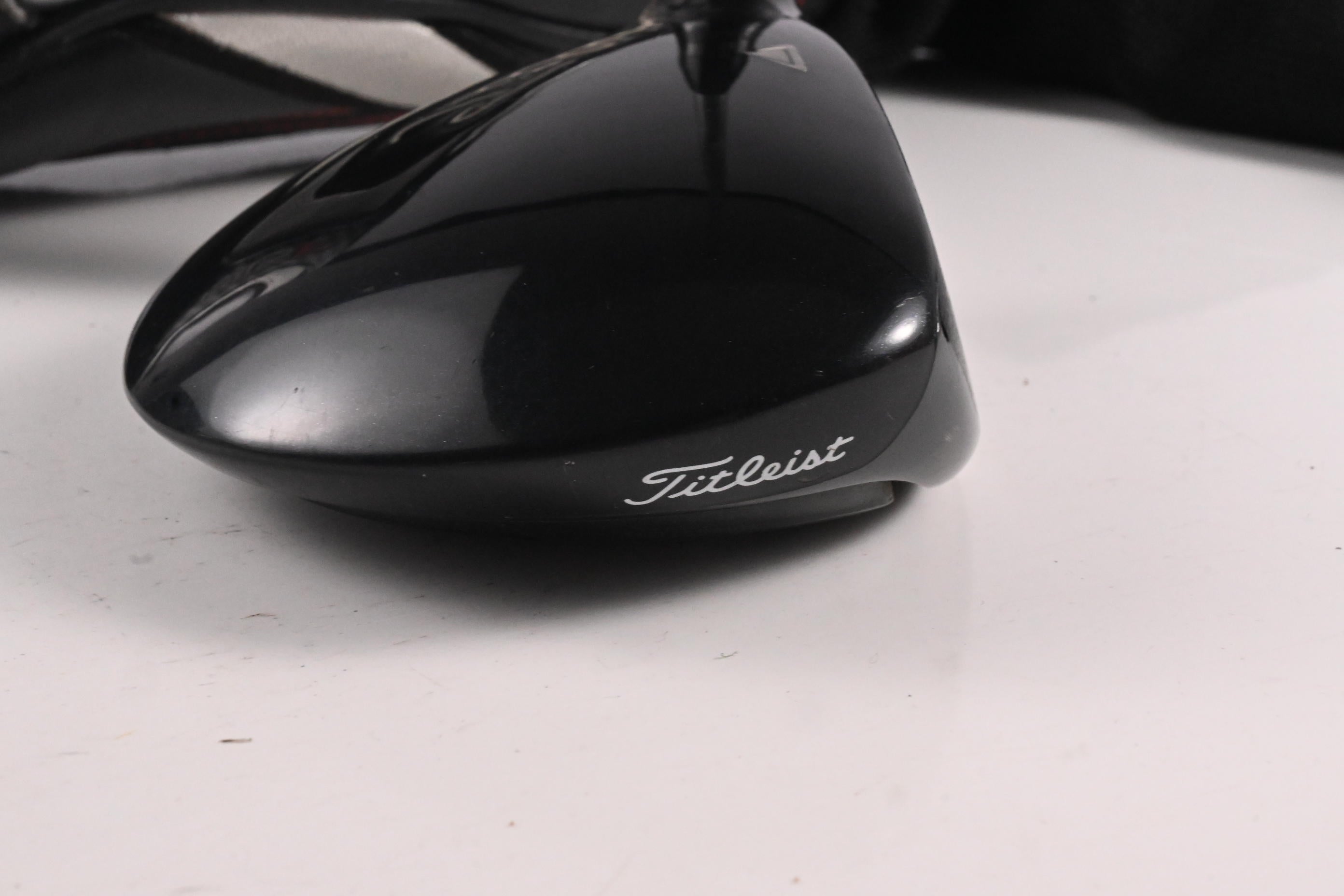 Titleist 915 F #3 Wood / 16.5 Degree / Regular Flex Diamana M+ 60 Shaft