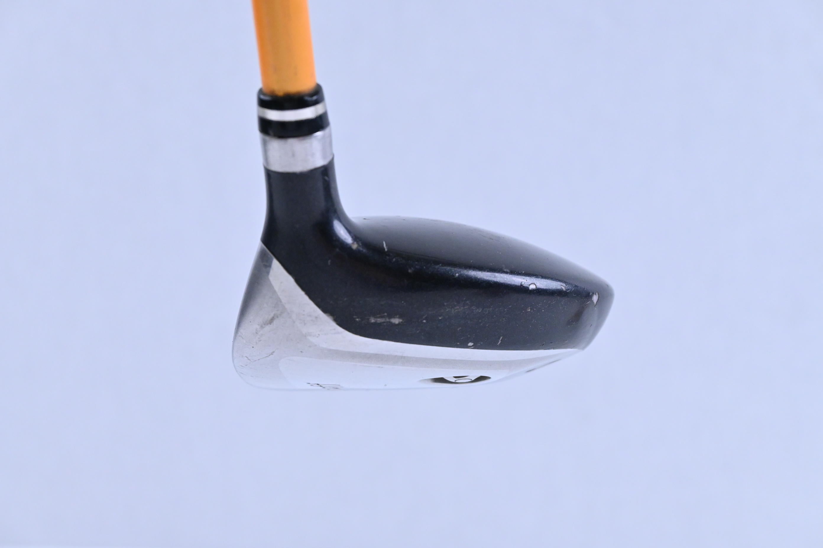 Wilson Staff DF6 #7 Wood / 21 Degree / Regular Flex UST ProForce V2 75 Shaft