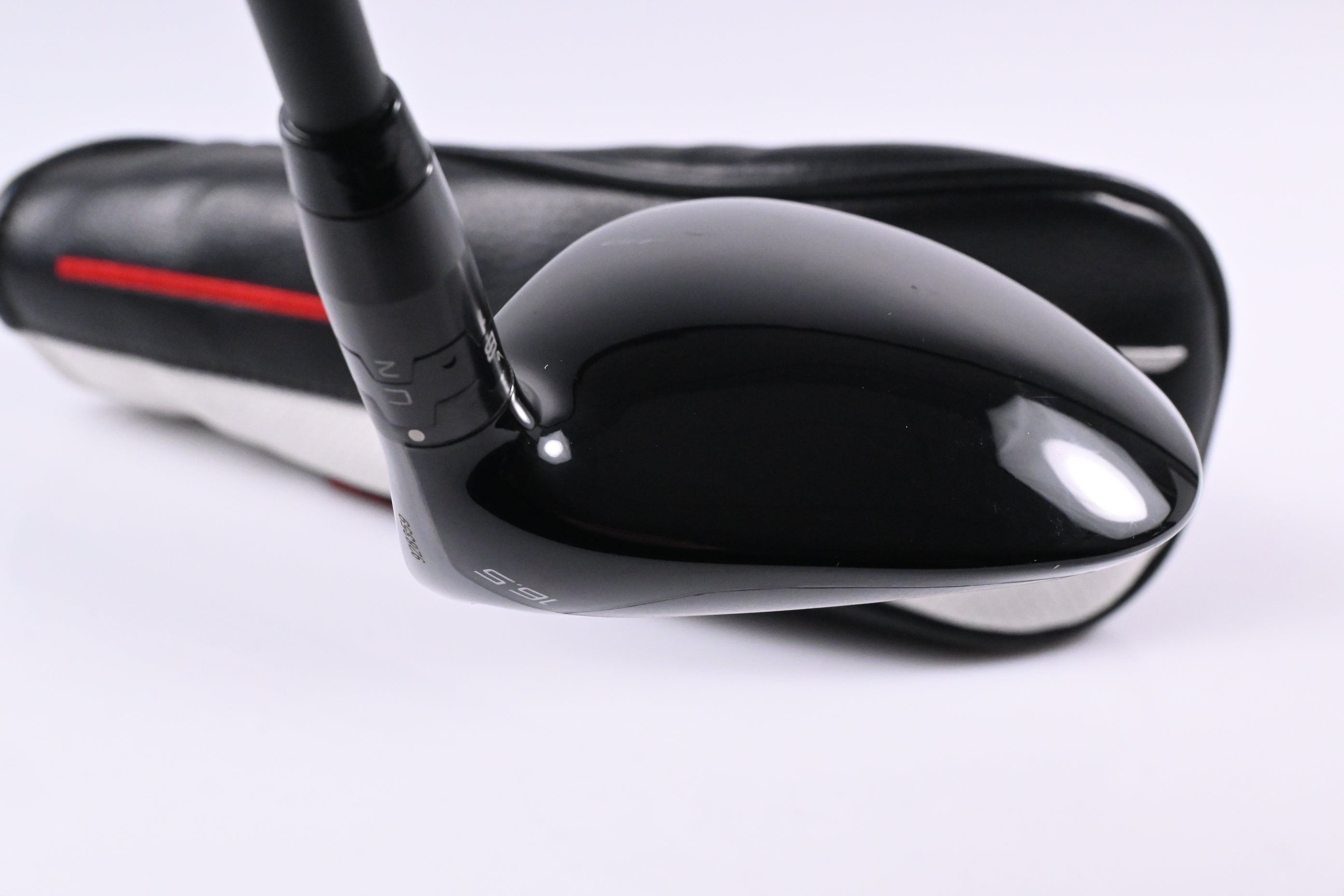 Titleist GT2 #3 Wood / 16.5 Degree / Regular Flex HZRDUS CB Red 60 Shaft
