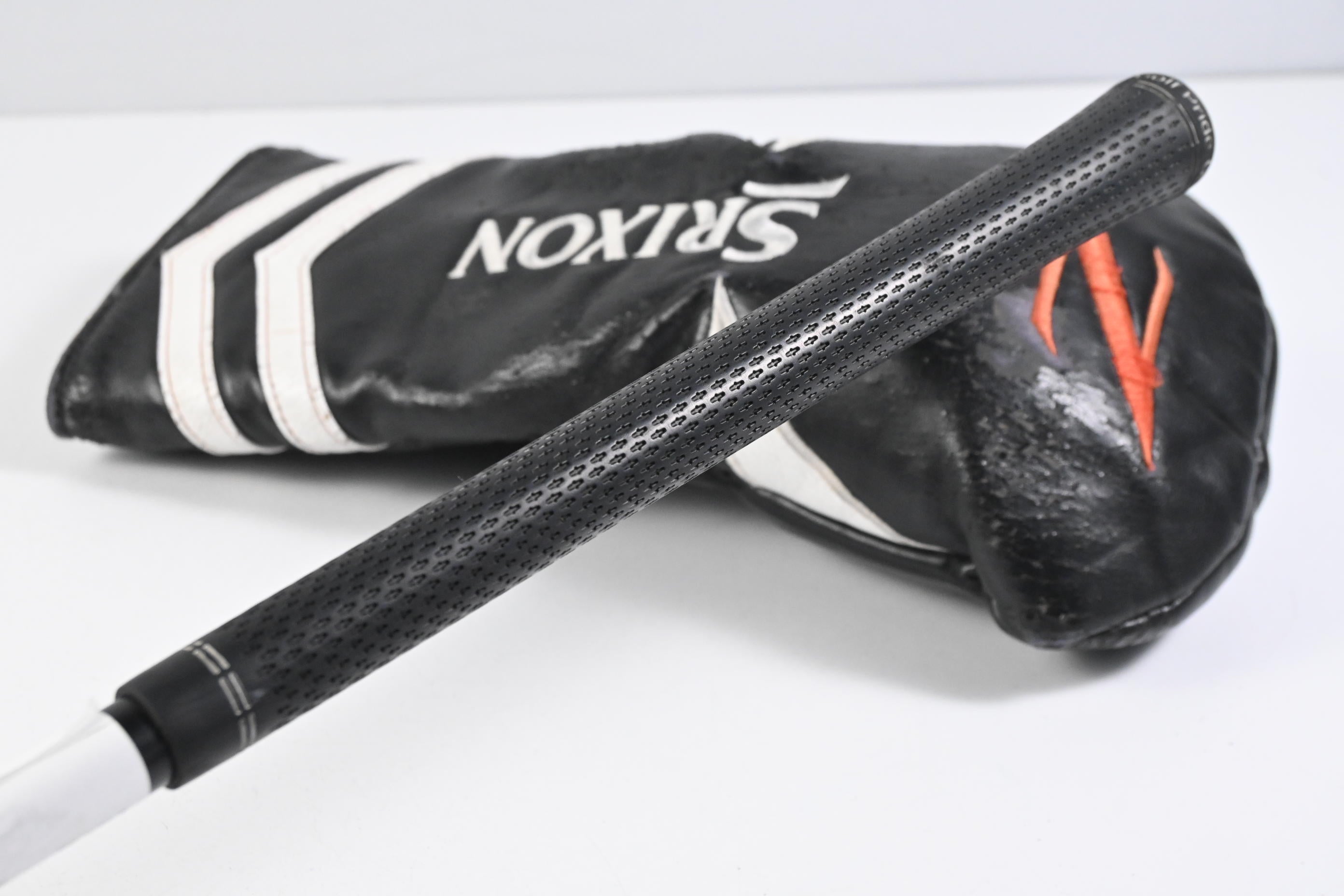 Srixon Z-765 Driver / 9.5 Degree / Stiff Flex Hzrdus Red 62 Shaft