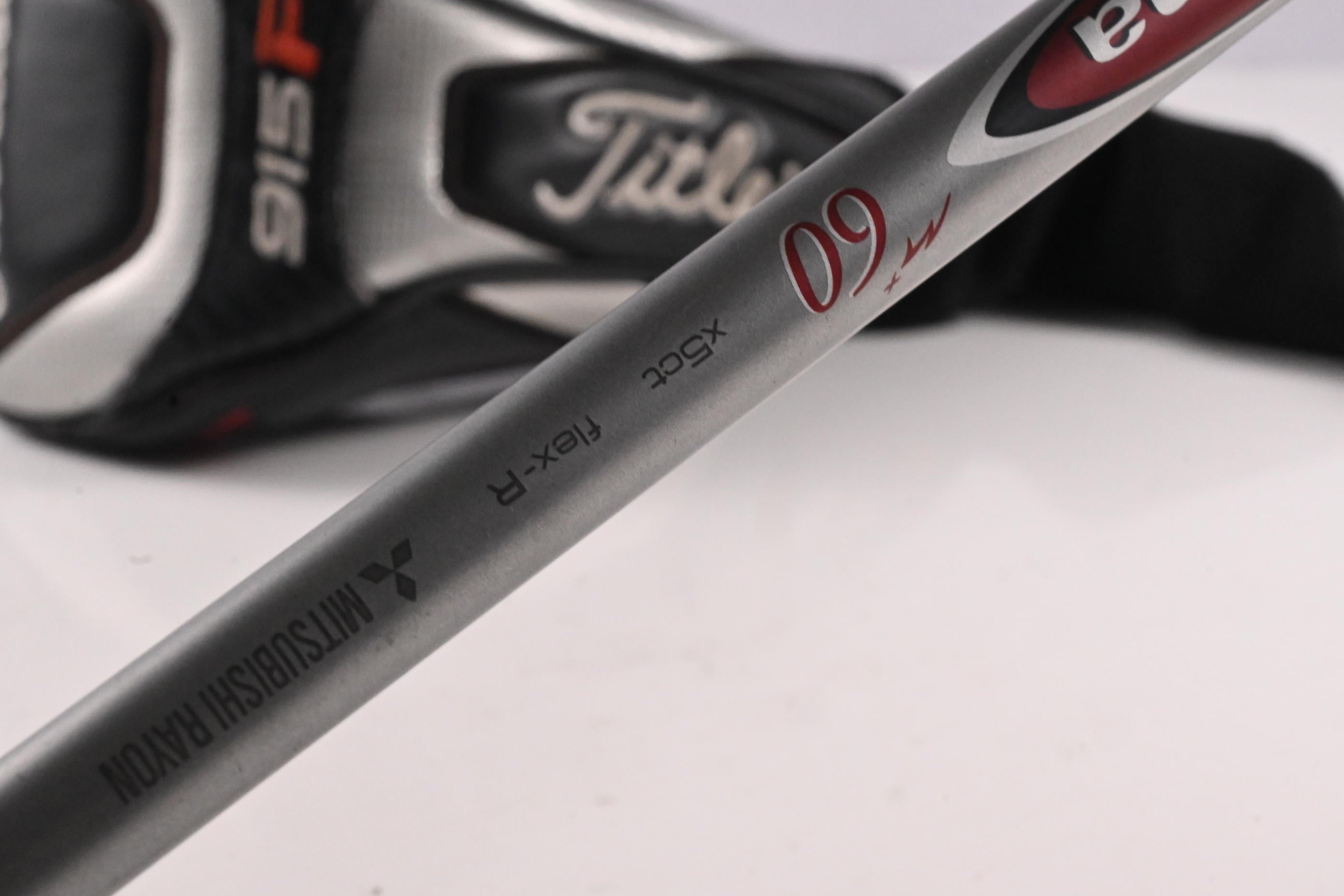 Titleist 915 F #3 Wood / 16.5 Degree / Regular Flex Diamana M+ 60 Shaft