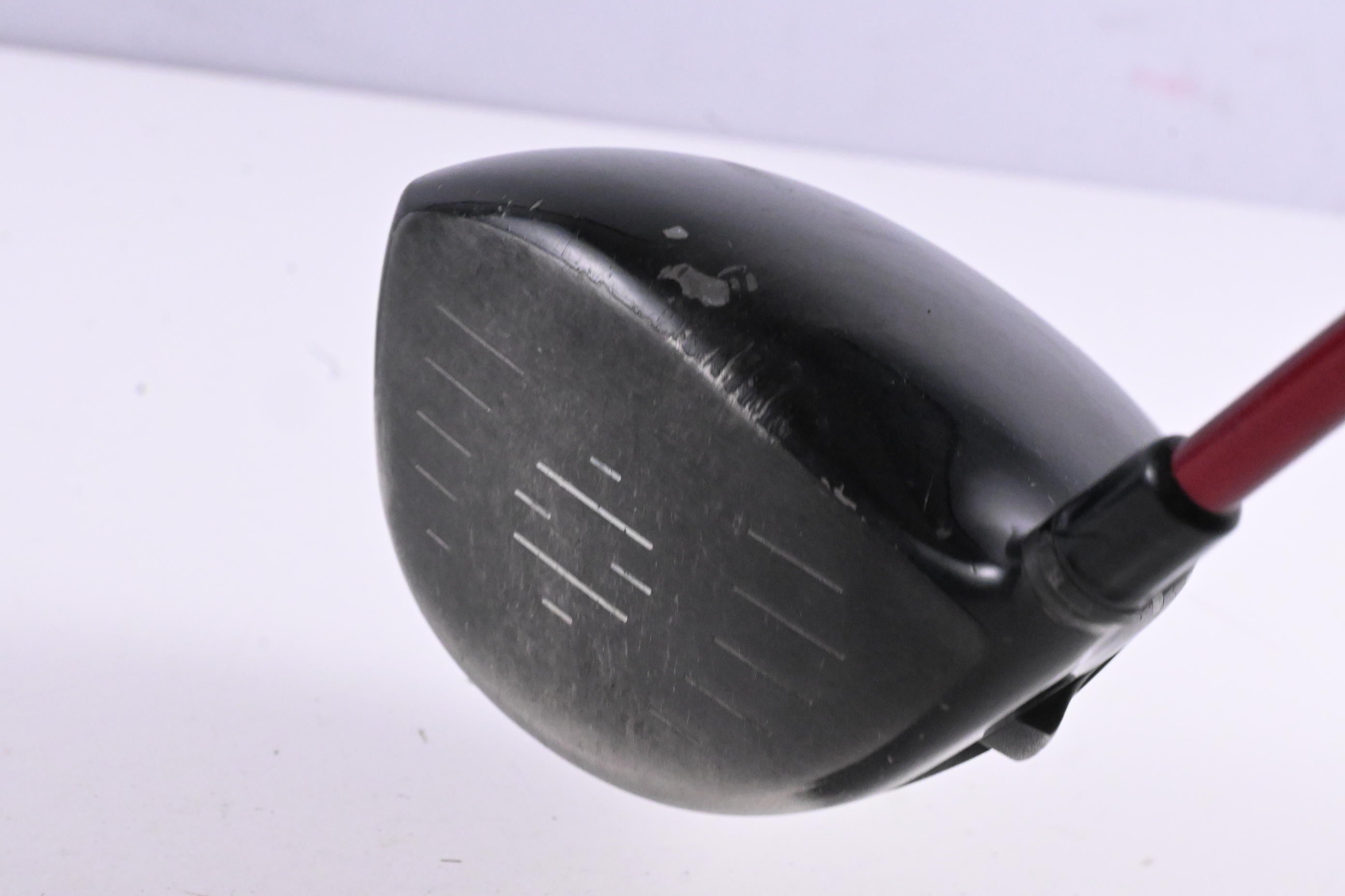 Taylormade R9 Supertri Driver / 9.5 Degree / Stiff Flex Fujikura Motore 60 Shaft