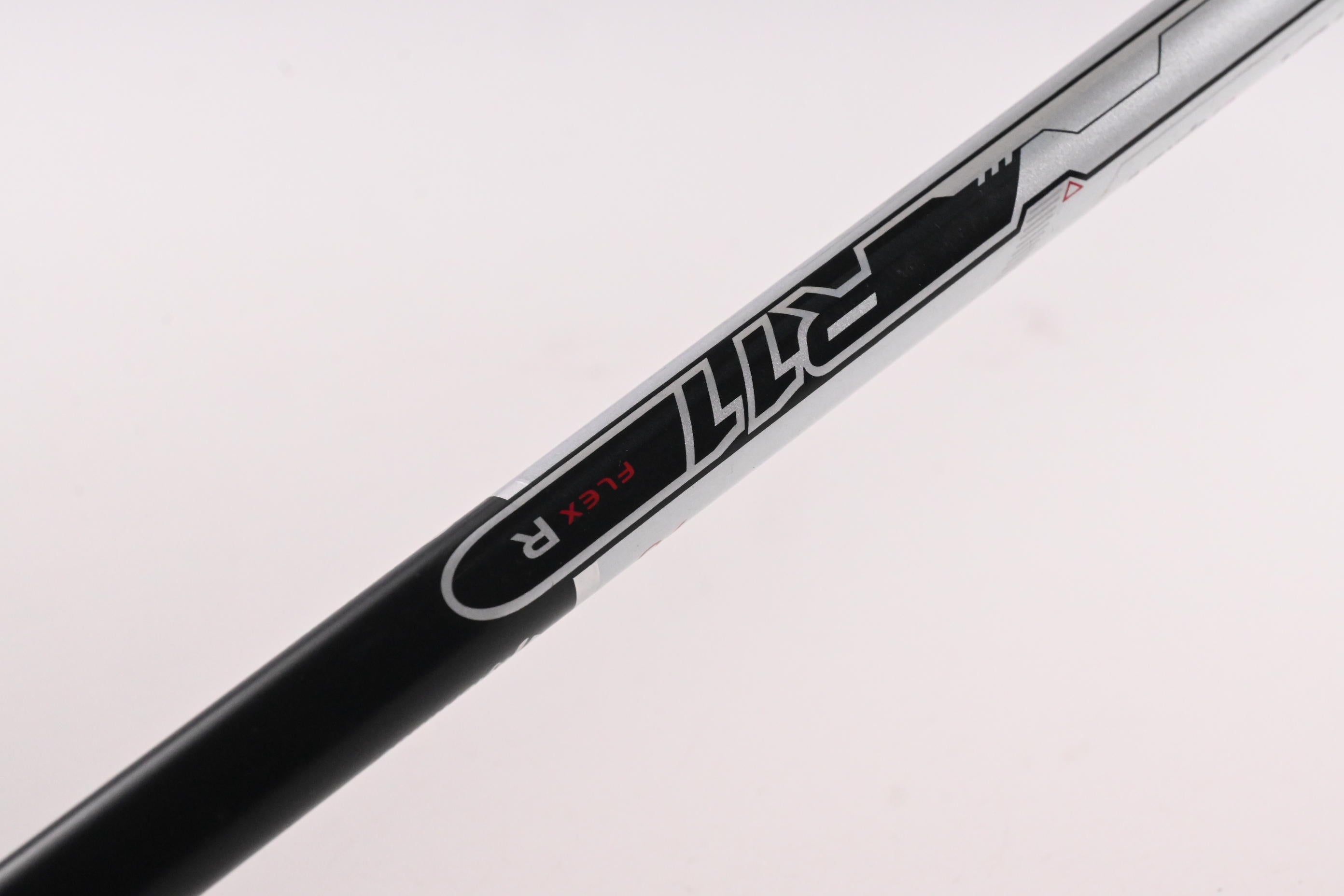 Taylormade R11 #5 Wood / 19 Degree / Regular Flex Fujikura Blur 70 Shaft