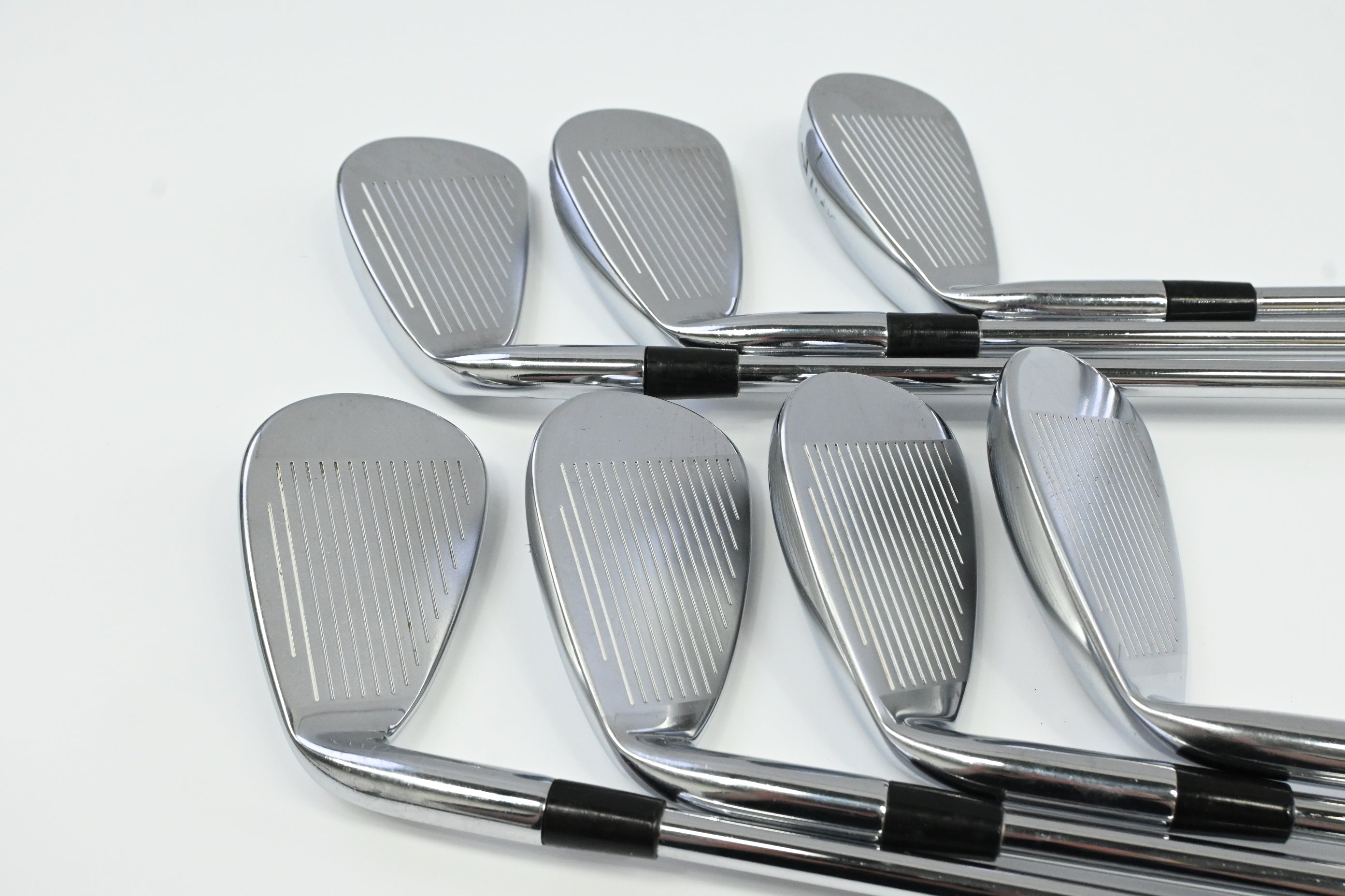 Taylormade R7 CGB Max Irons / 5-PW+AW / Regular Flex Taylormade Burner 105