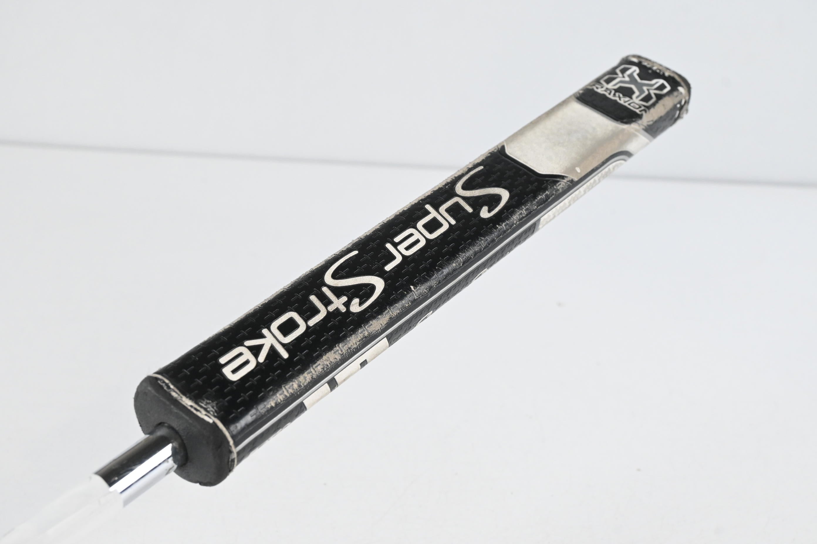 Odyssey White Hot Pro Black V-Line Putter / 35 Inch
