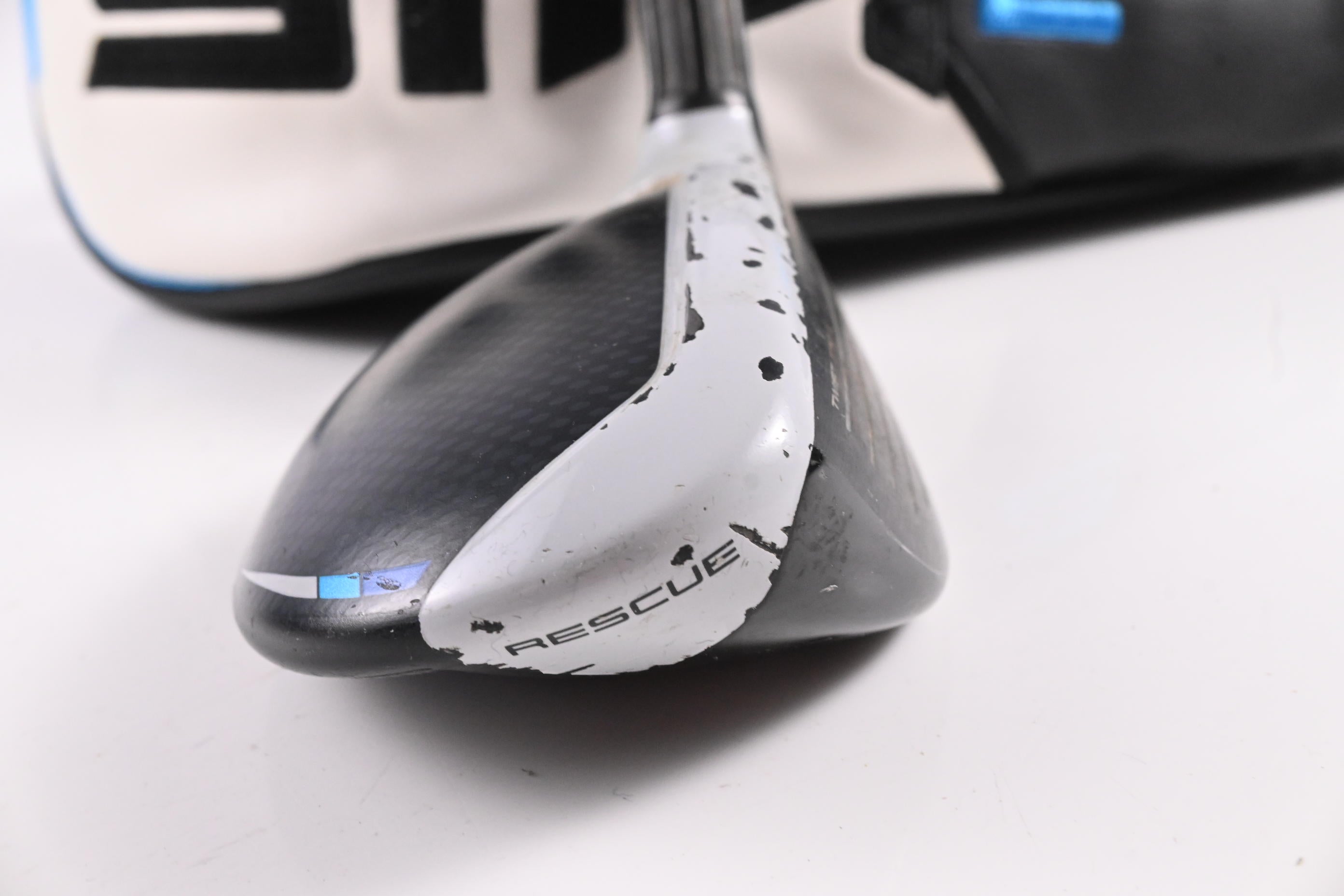 Taylormade SIM2 Max #4 Hybrid / 22 Degree / Regular Flex Ventus Blue 6 Shaft