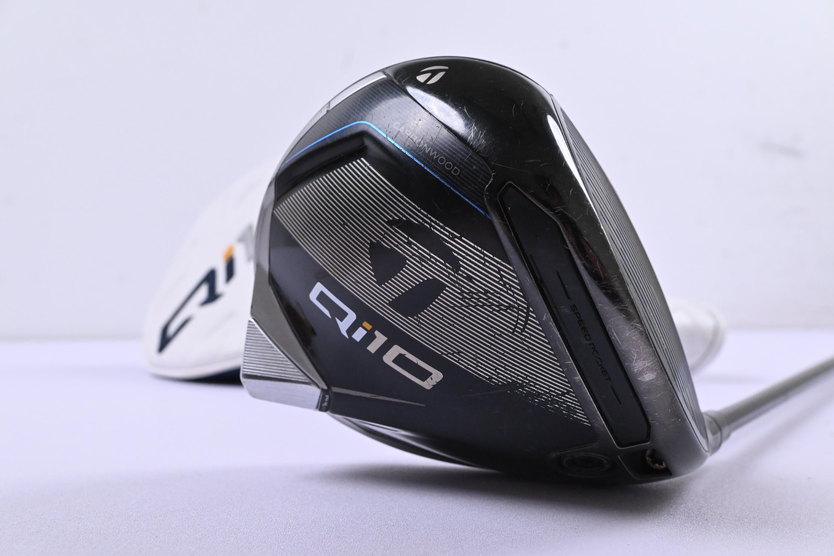 Taylormade Qi10 Driver / 10.5 Degree / Regular Flex Fujikura Ventus TR Blue 5
