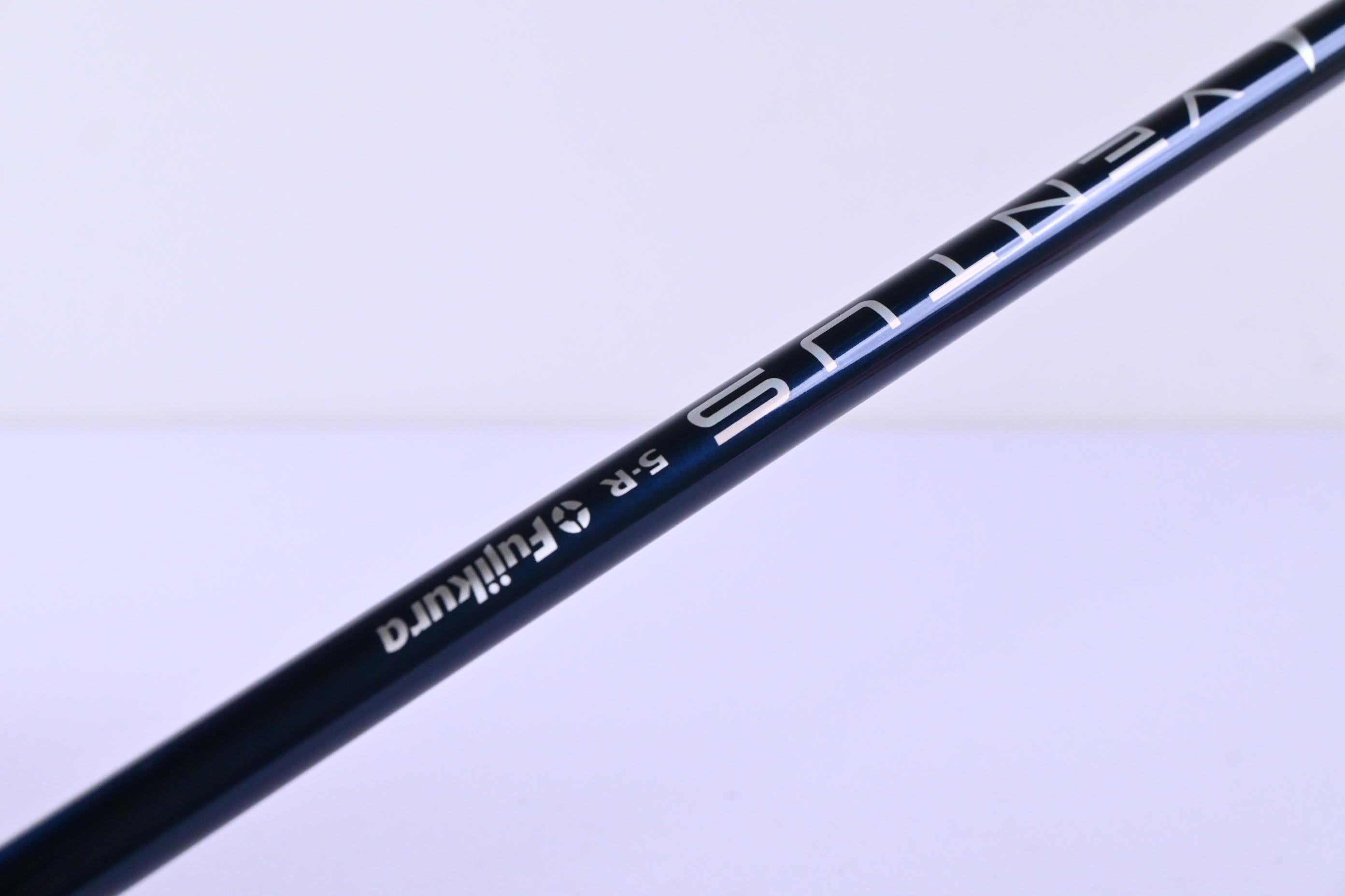 Taylormade SIM2 Max Driver / 10.5 Degree / Regular Flex Fujikura Ventus Blue 5