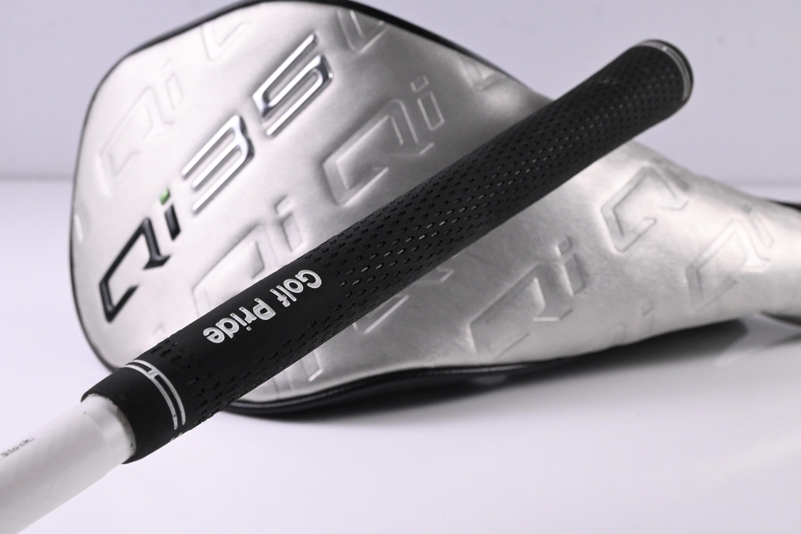 Taylormade Qi35 Max Driver / 9 Degree / Regular Flex UST Proforce V2 5 Shaft