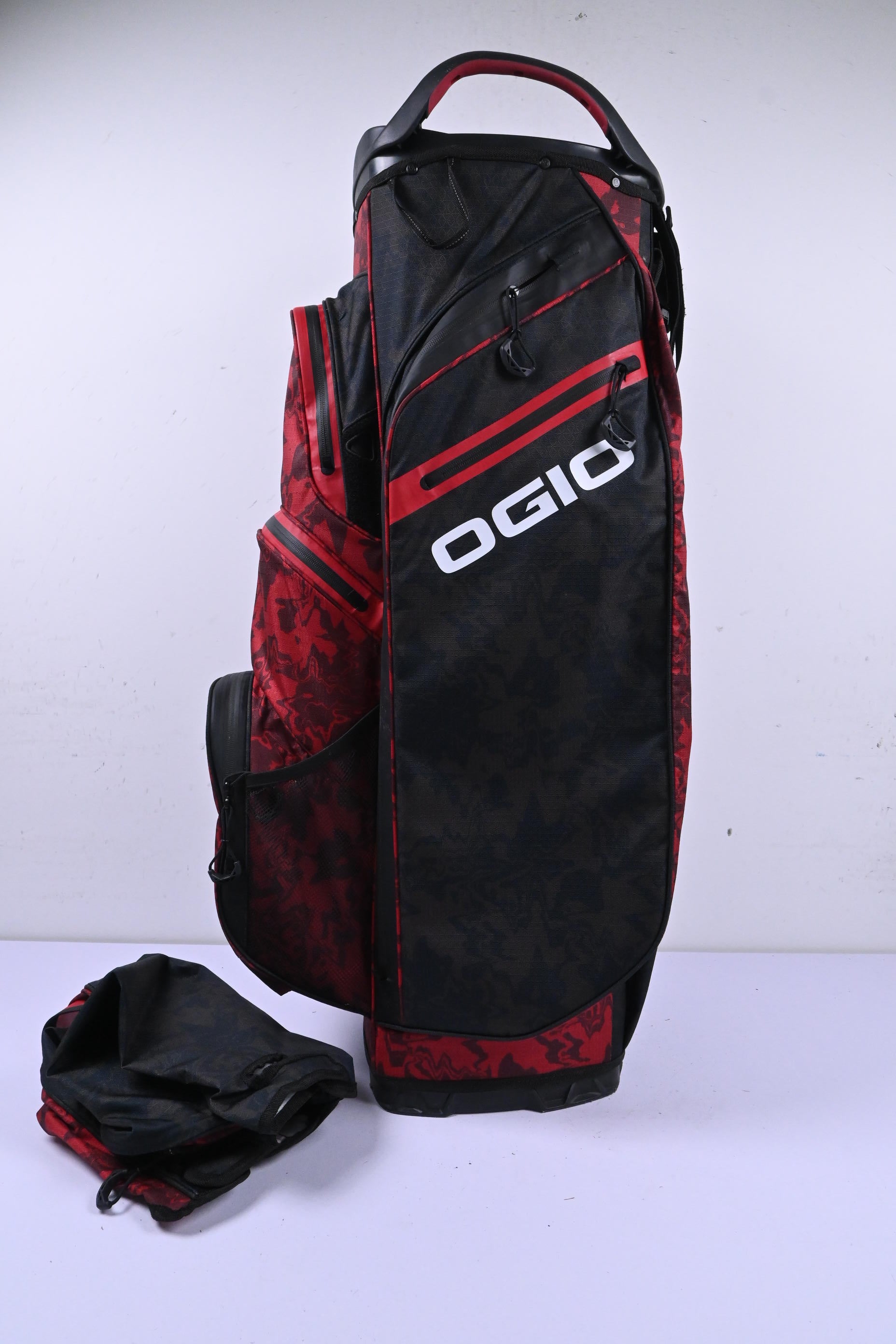 Ogio Cart Bag / 15-Way Divider / Red Camo & Black