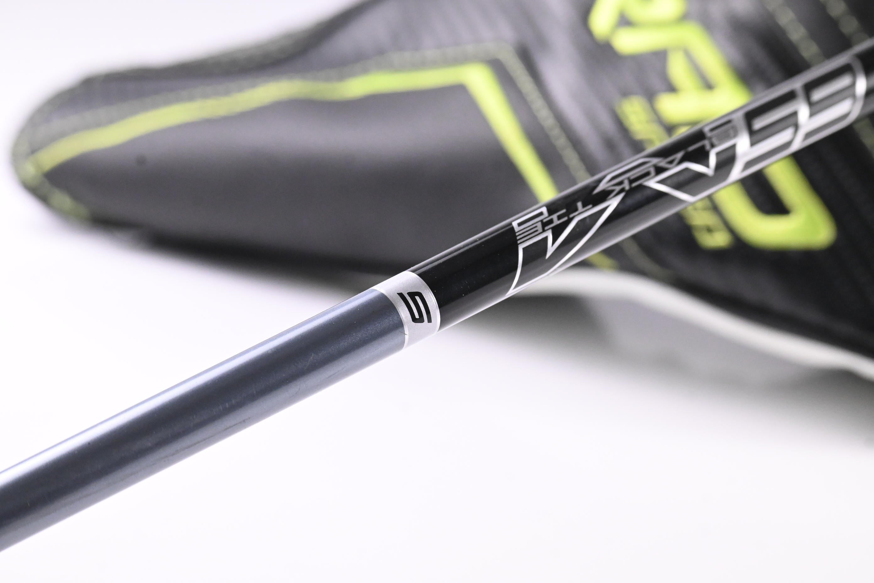 Cobra King Radspeed Driver / 10.5 Degree / Stiff Flex Matrix Black Tie 65 Shaft