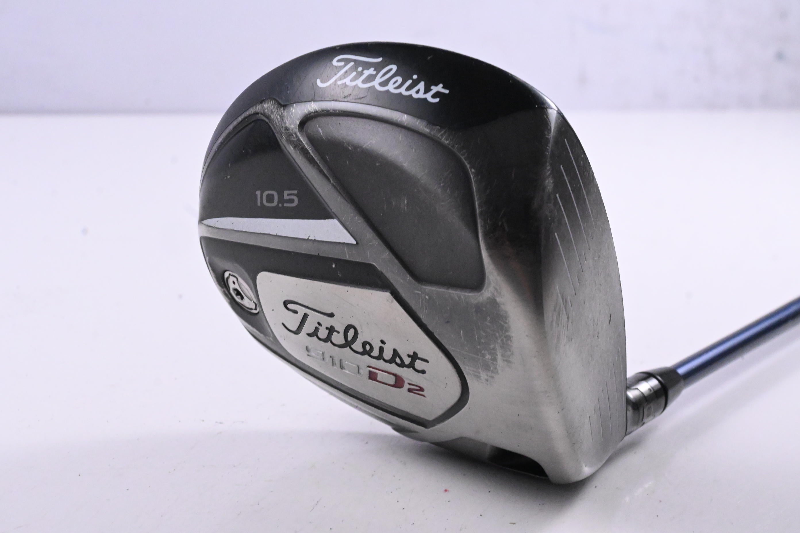 Titleist 910 D2 Driver / 10.5 Degree / Stiff Flex Diamana Kai'li 65 Shaft