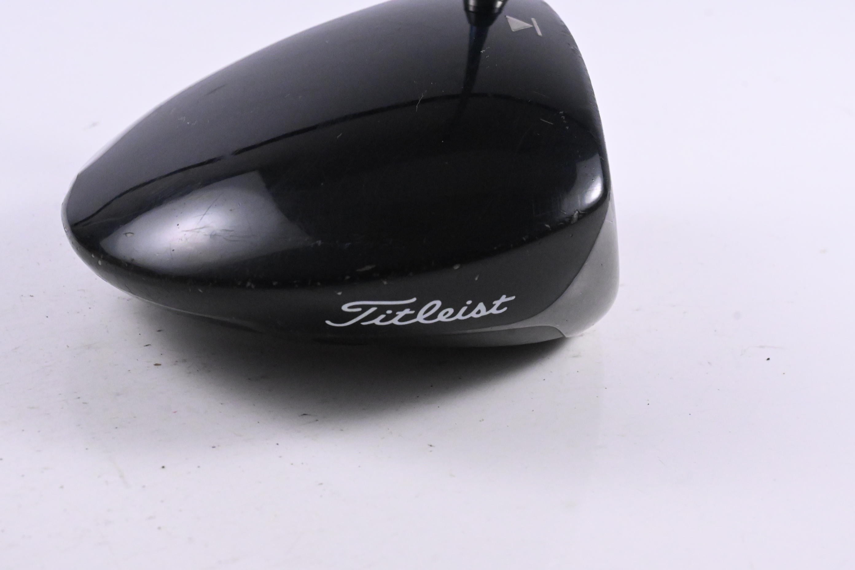 Titleist 910 D2 Driver / 10.5 Degree / Stiff Flex Diamana Kai'li 65 Shaft