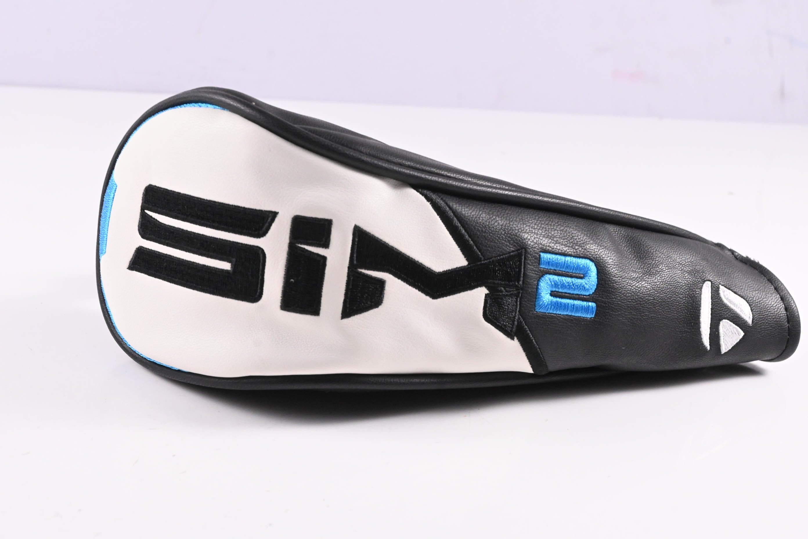 Taylormade SIM2 Max #4 Hybrid / 22 Degree / Regular Flex Ventus Blue 6 Shaft