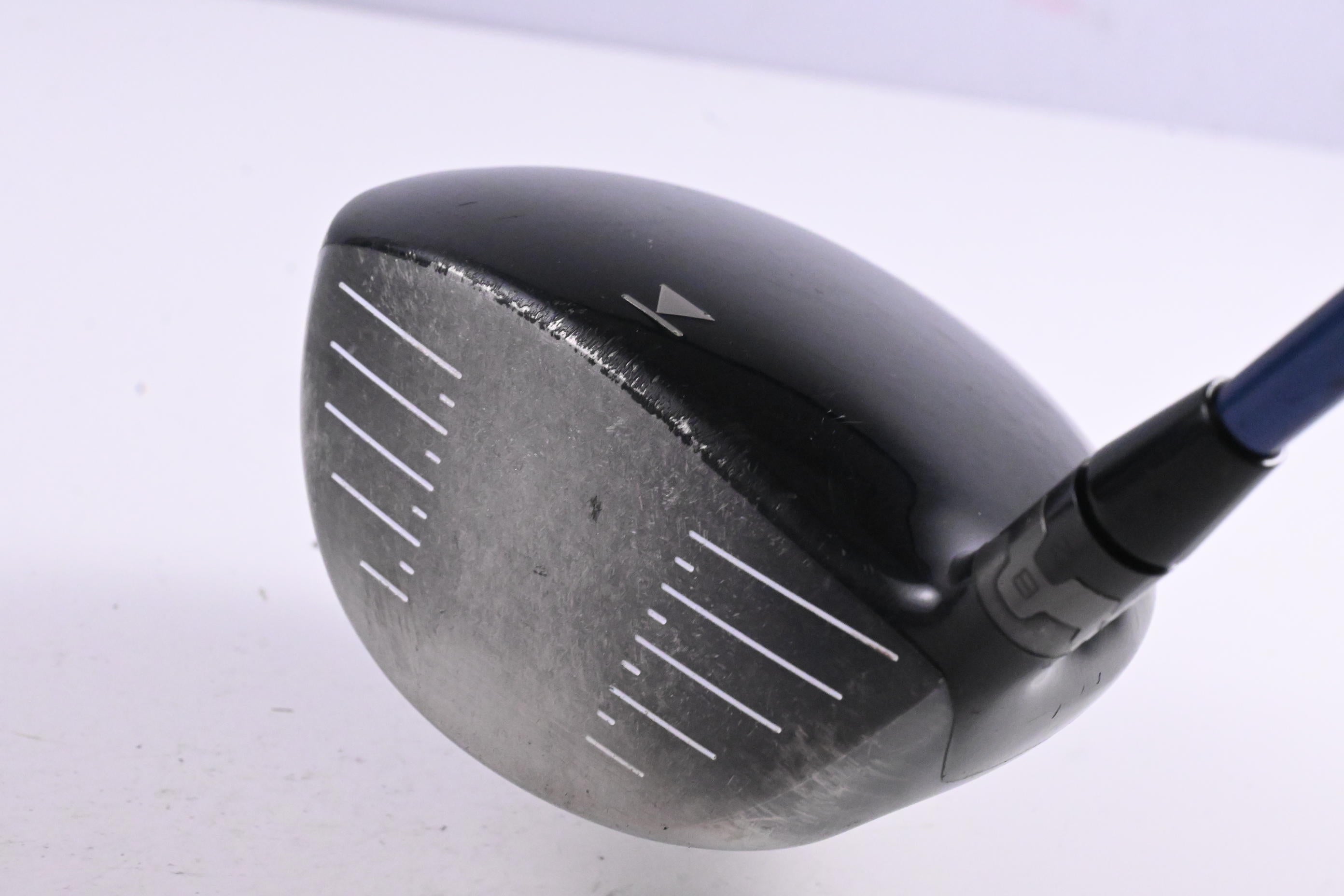 Titleist 910 D2 Driver / 10.5 Degree / Stiff Flex Diamana Kai'li 65 Shaft