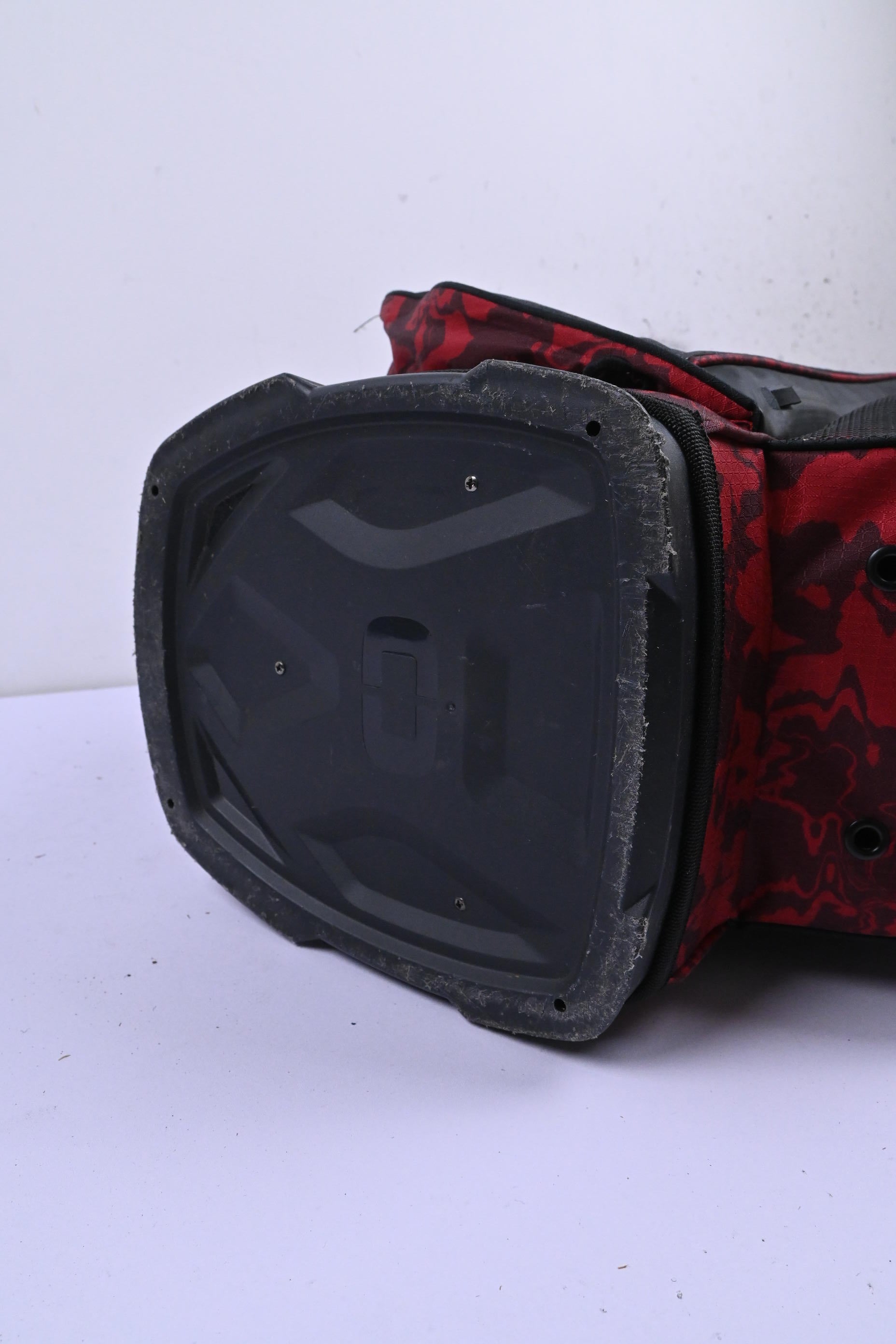 Ogio Cart Bag / 15-Way Divider / Red Camo & Black