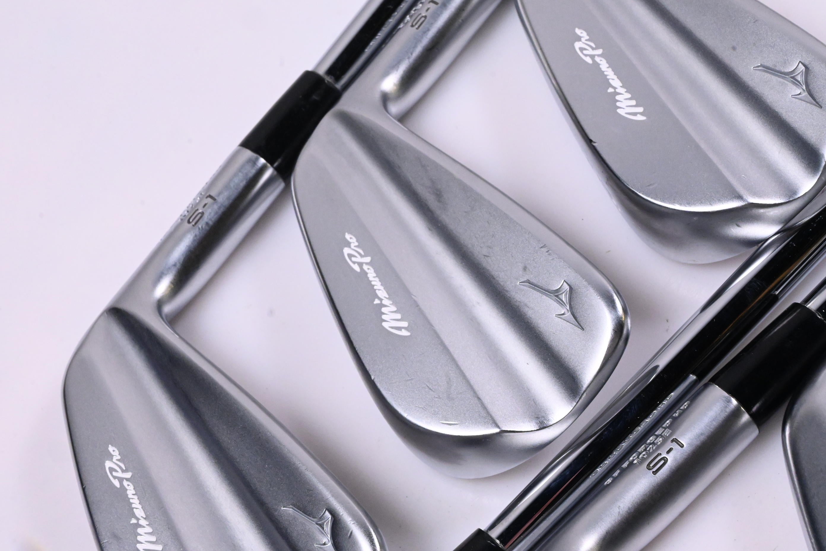 Mizuno Pro S-1 Irons / 4-PW / X-Flex Dynamic Gold X100 Shafts