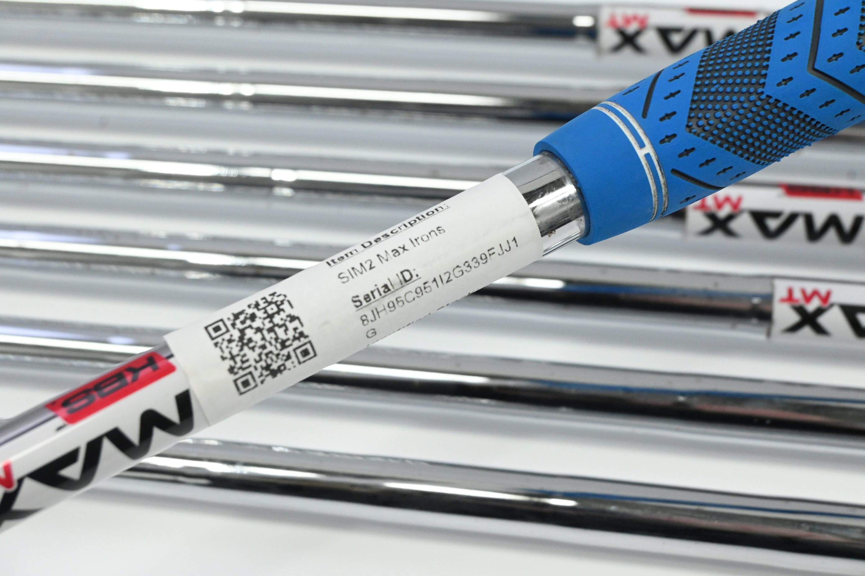 Taylormade SIM2 Max Irons / 4-PW / Regular Flex KBS Max MT 85 Shafts