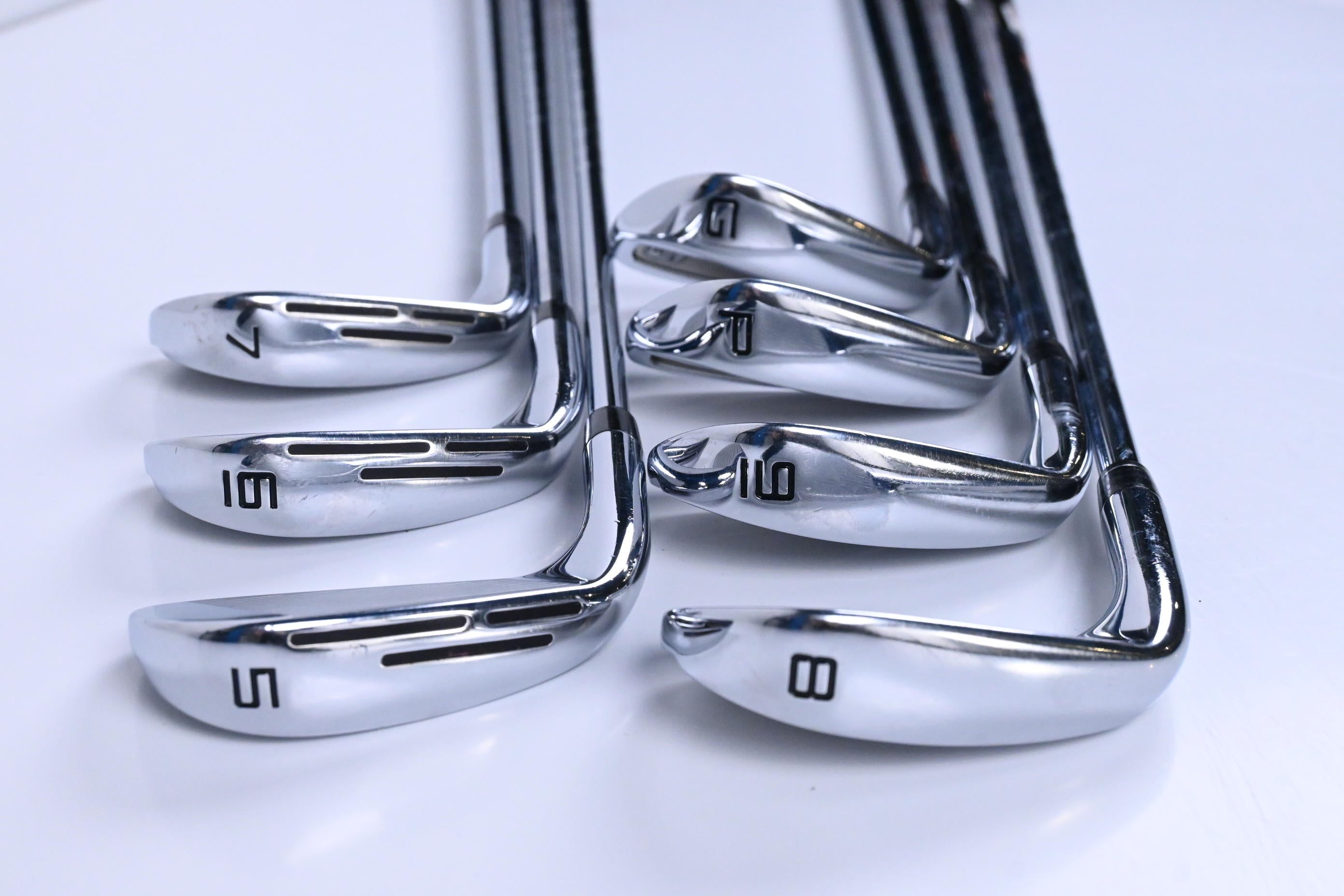 Wilson DYNAPWR Forged Irons / 5-PW+GW / Regular Flex KBS Tour Lite Steel Shafts