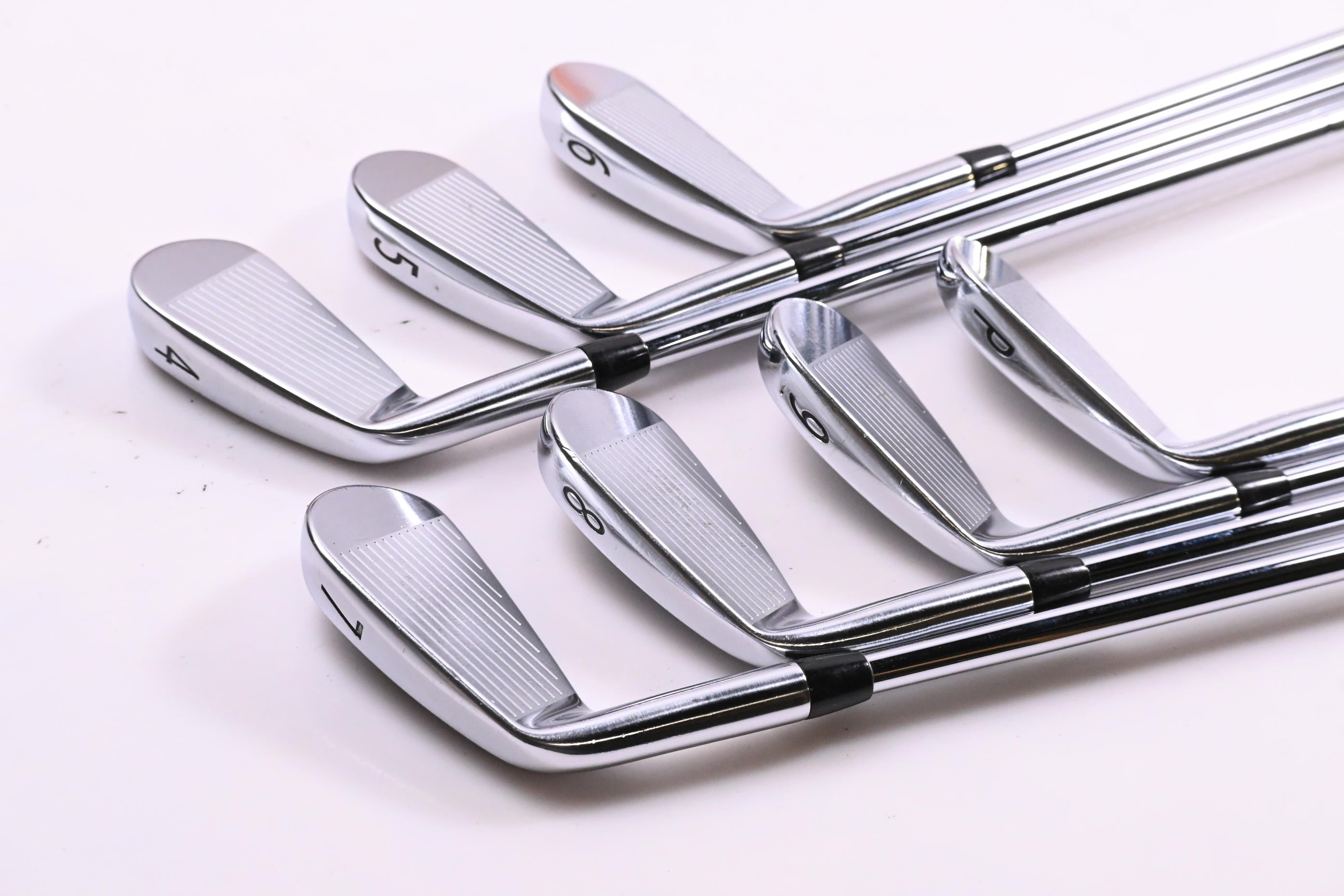 Titleist 718 AP2 Irons / 4-PW / Stiff Flex AMT Tour White S300 Shafts