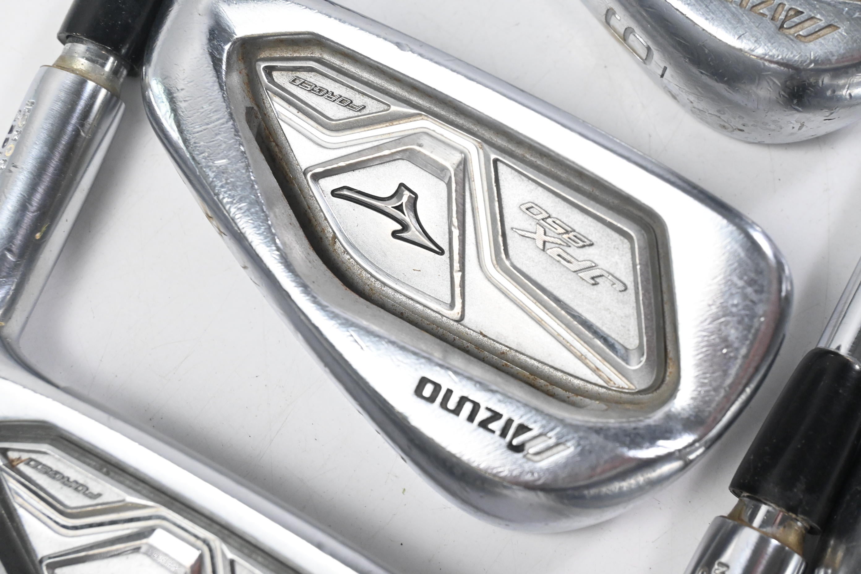 Mizuno JPX 850 Forged Irons / 4-PW+GW / Regular Flex N.S.Pro 950GH Shafts