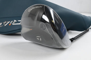 Taylormade Qi4D Driver / 10.5 Degree / Stiff Flex REAX Blue 50 Shaft