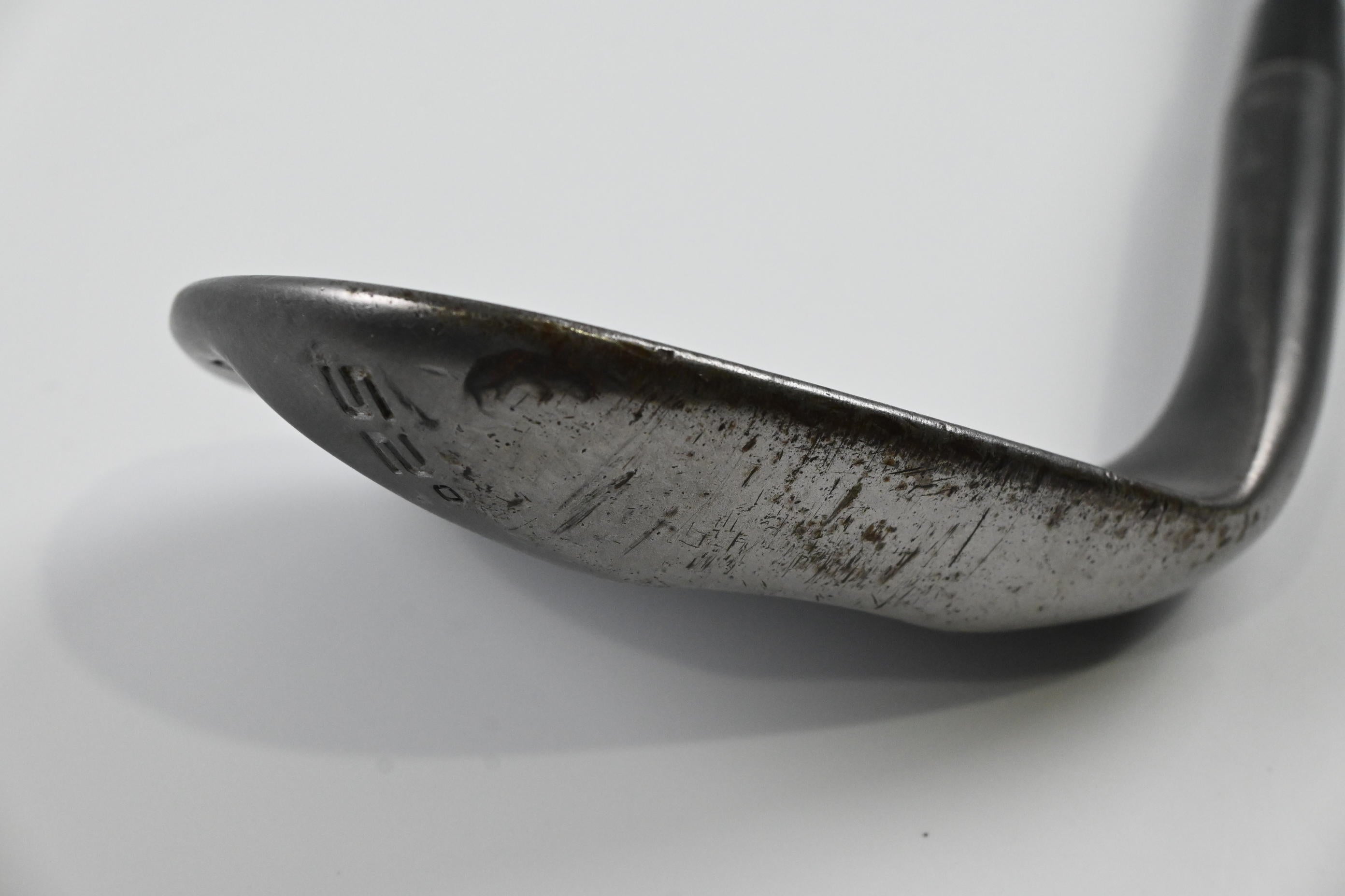 Cobra King Versatile Gap Wedge / 52 Degree / Regular Flex KBS Tour 90 Shaft