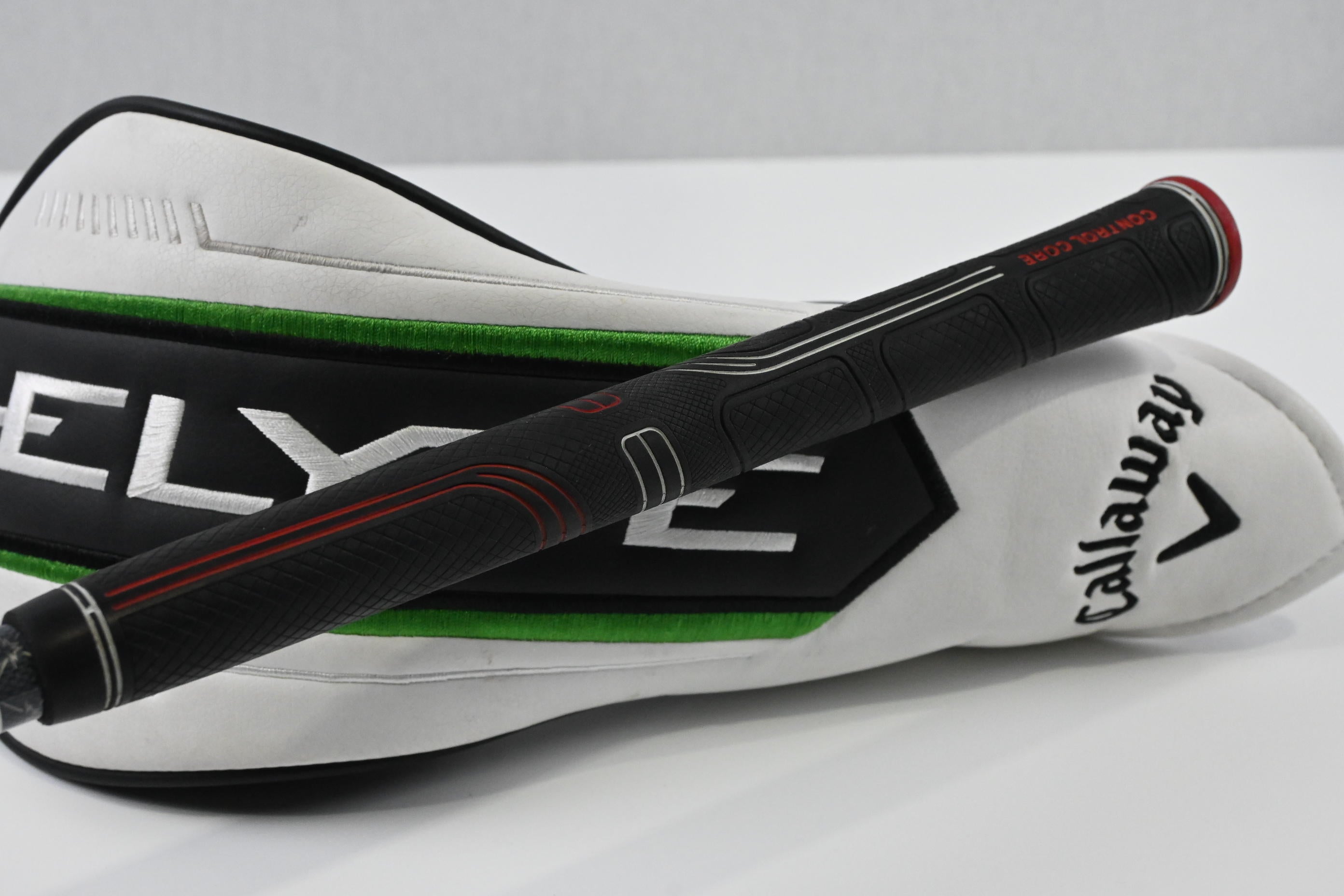Callaway Elyte Triple Diamond Driver / 9 Degree / X-Flex Tensei AV White 65