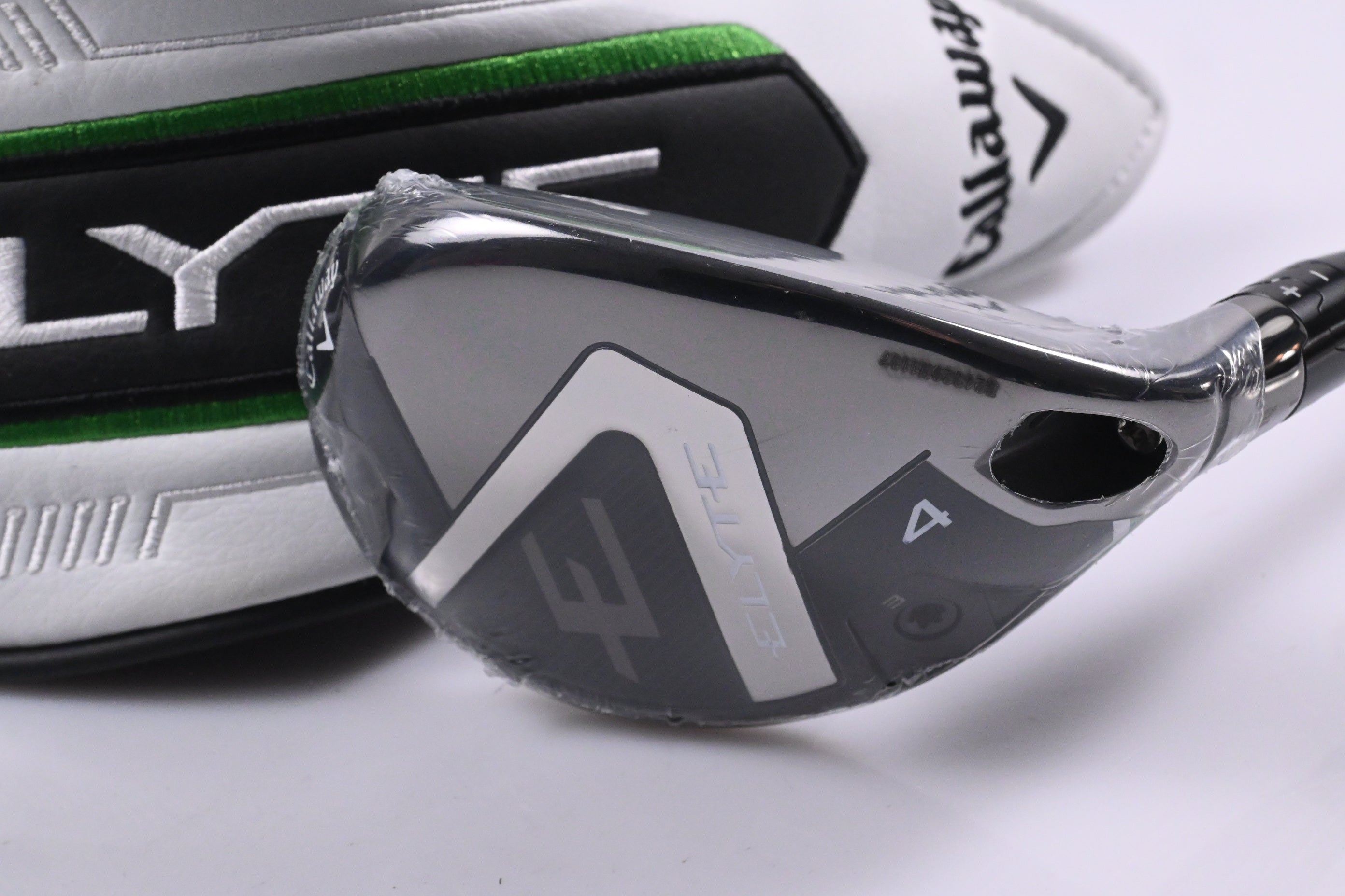 Callaway Elyte #4 Hybrid / 22 Degree / Regular Flex Denali Charcoal 60 Shaft