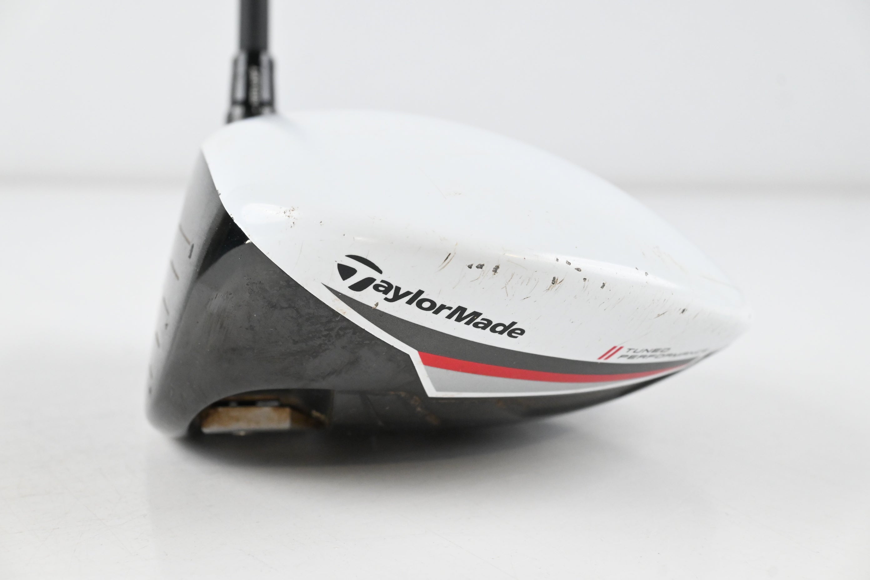 Left Hand Taylormade R15 Driver / 10.5 Degree / Regular Flex REAX Blue 60 Shaft