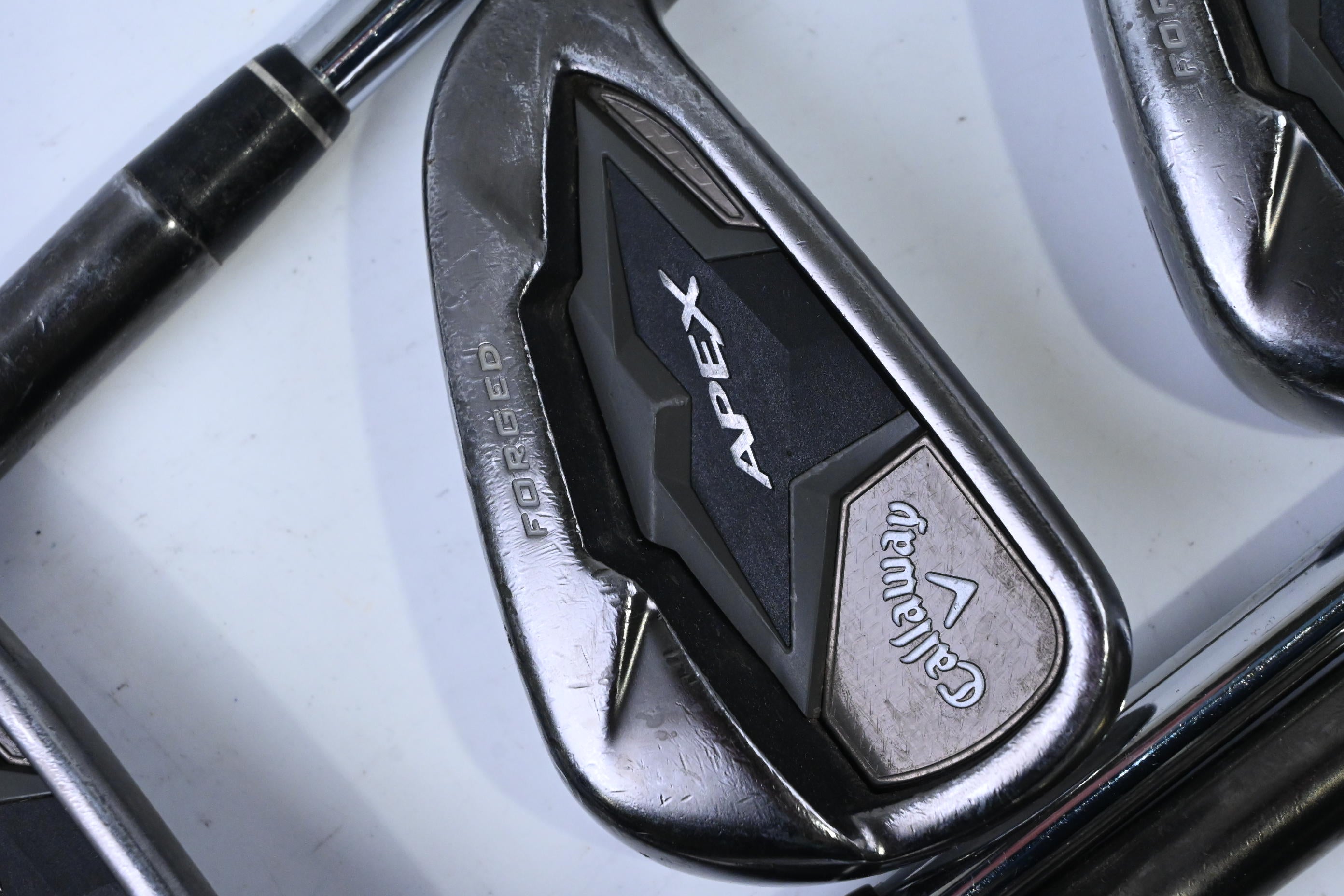 Callaway Apex Pro 19 Irons / 5-PW / Stiff Flex NS Pro Zelos 7 Shafts