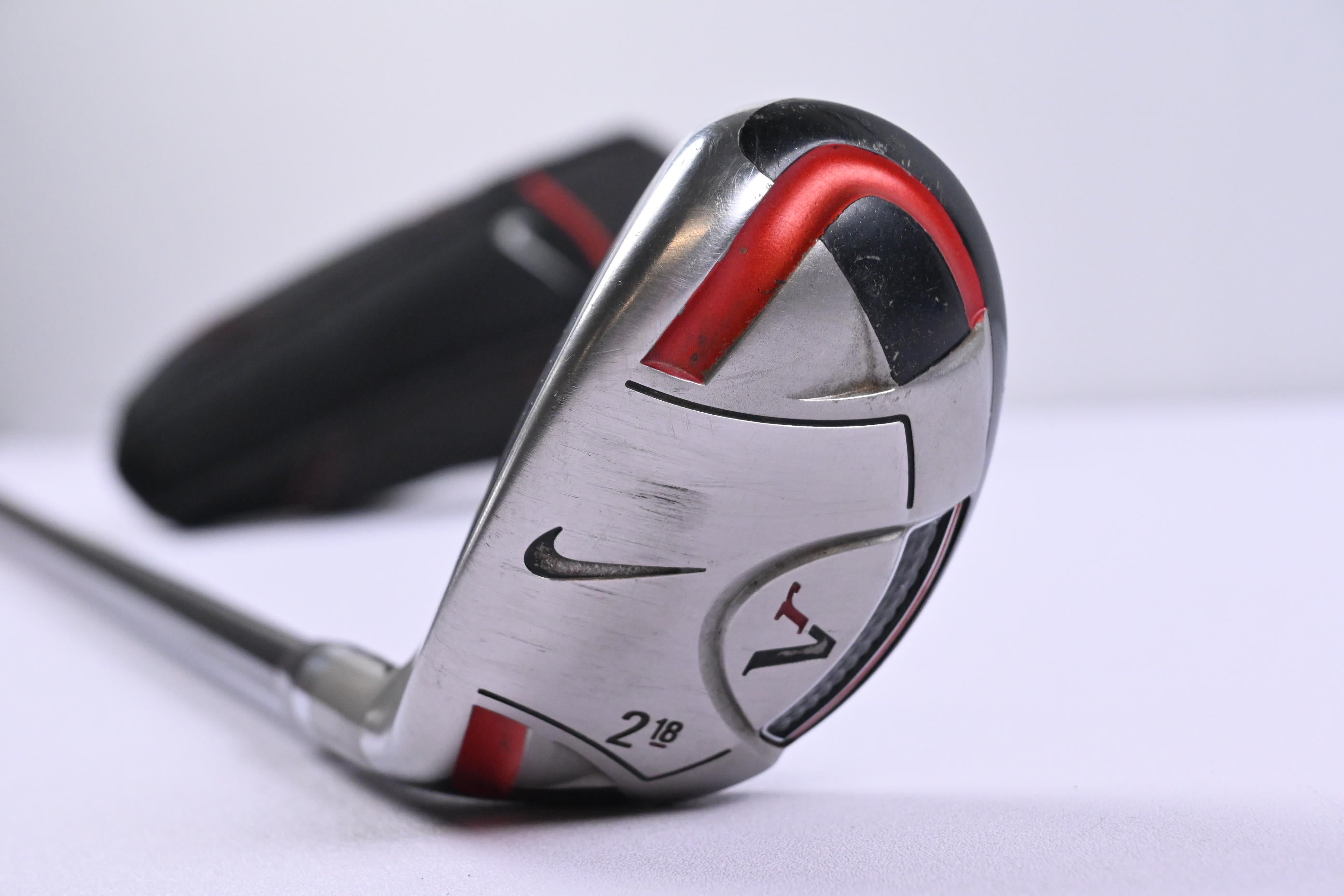 Left Hand Nike VR #2 Hybrid / 18 Degree / Regular Flex Aldila VooDoo RVR8 Shaft