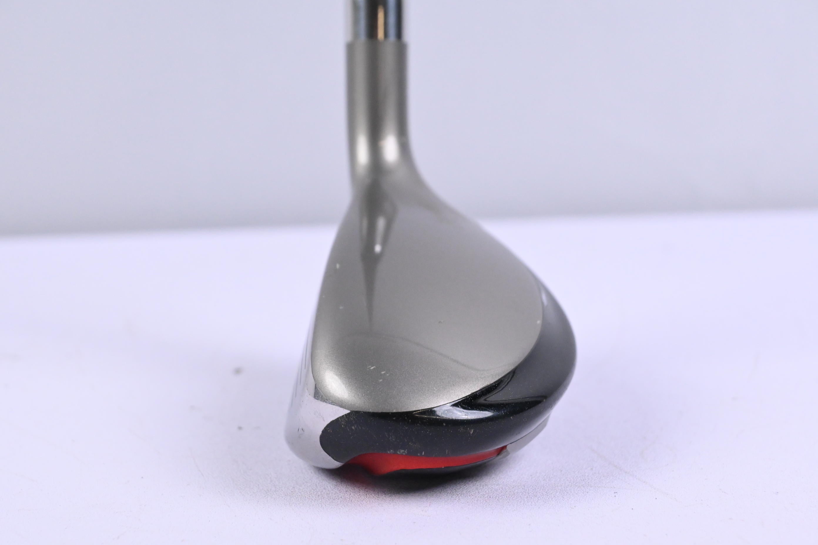 Left Hand Nike VR #2 Hybrid / 18 Degree / Regular Flex Aldila VooDoo RVR8 Shaft