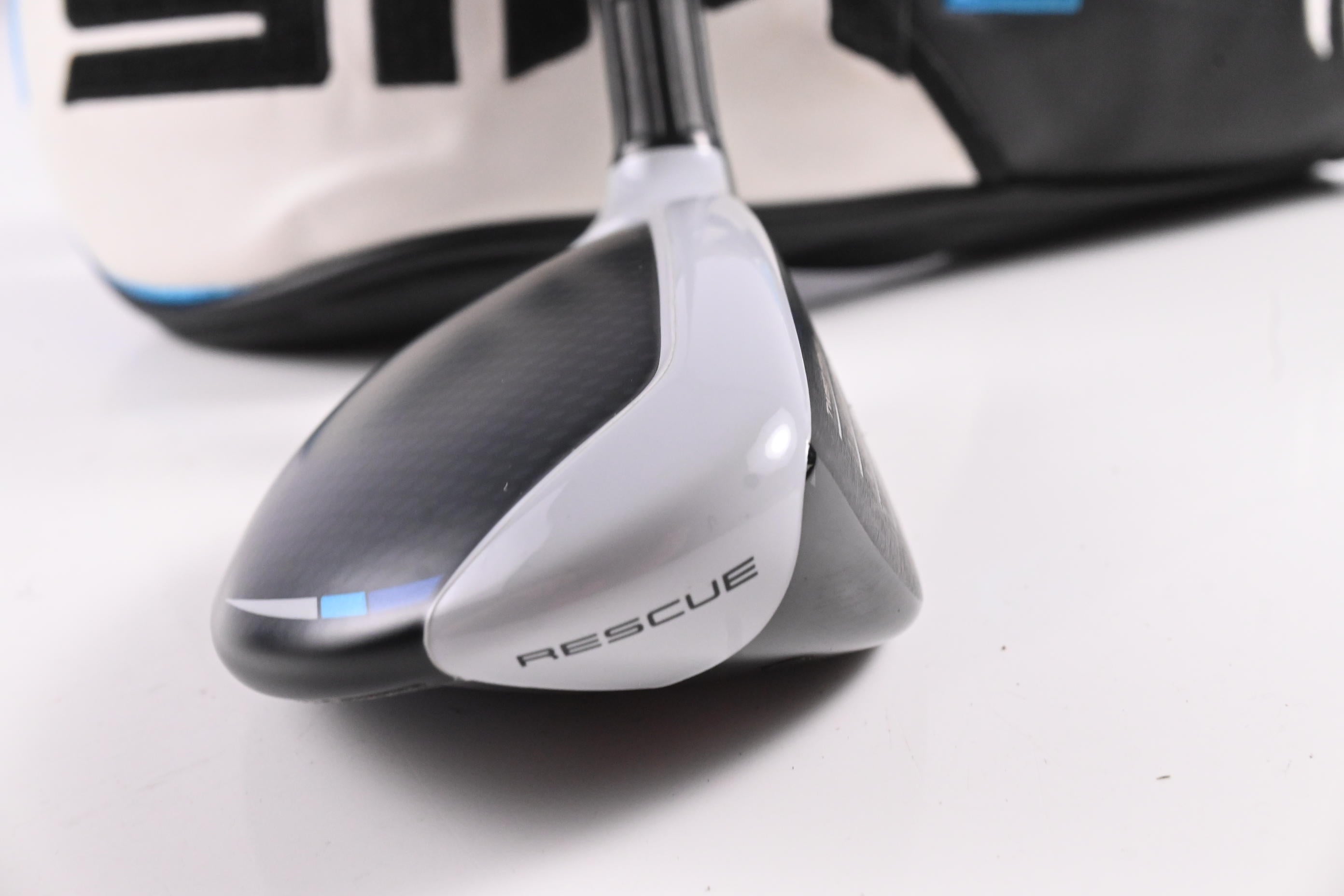 Taylormade SIM2 Max #3 Hybrid / 19 Degree / Regular Flex Ventus Blue 6 Shaft