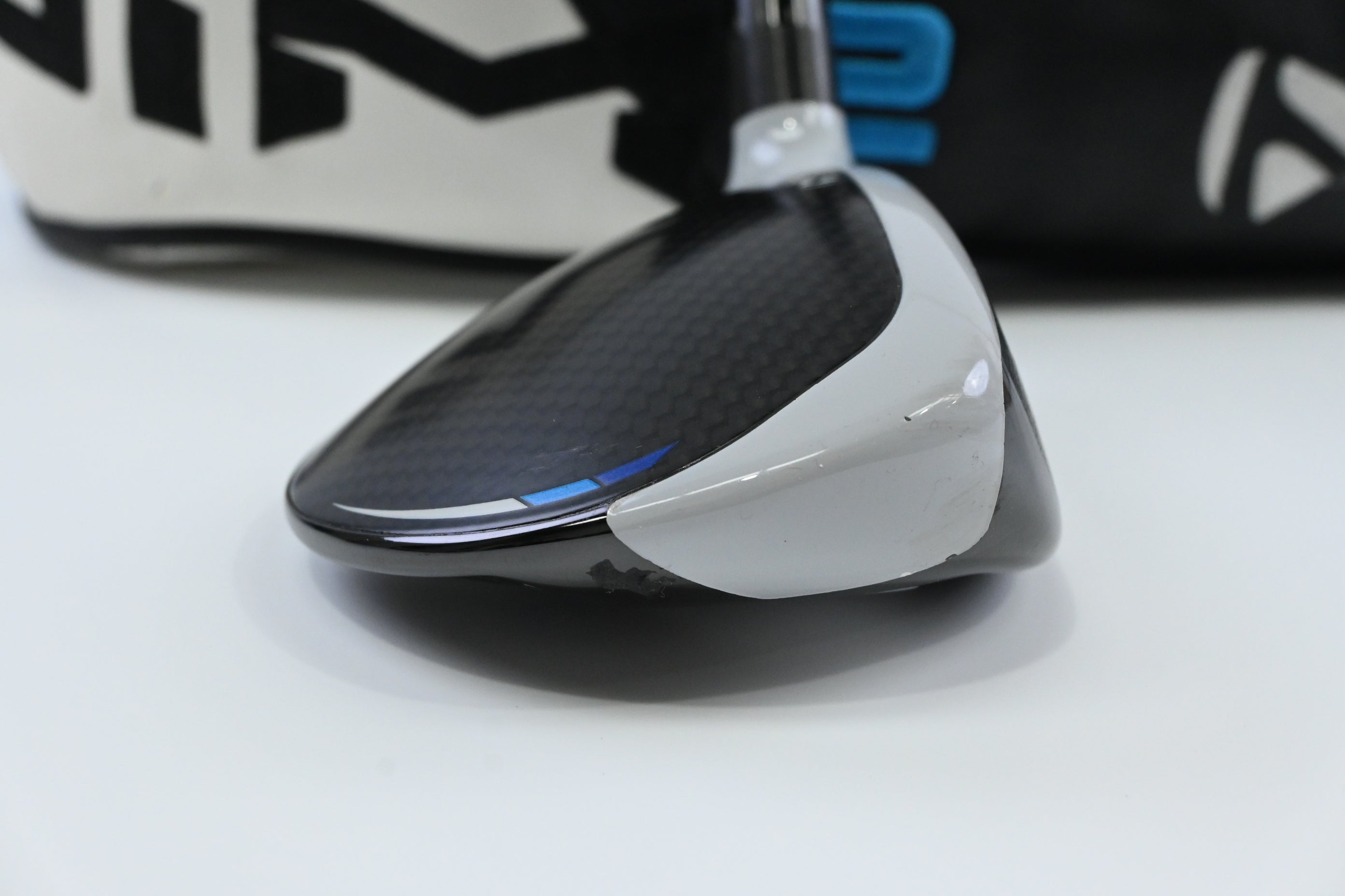 Taylormade SIM2 Ti #5 Wood / 19 Degree / TX-Flex Tensei CK Orange 90 Shaft