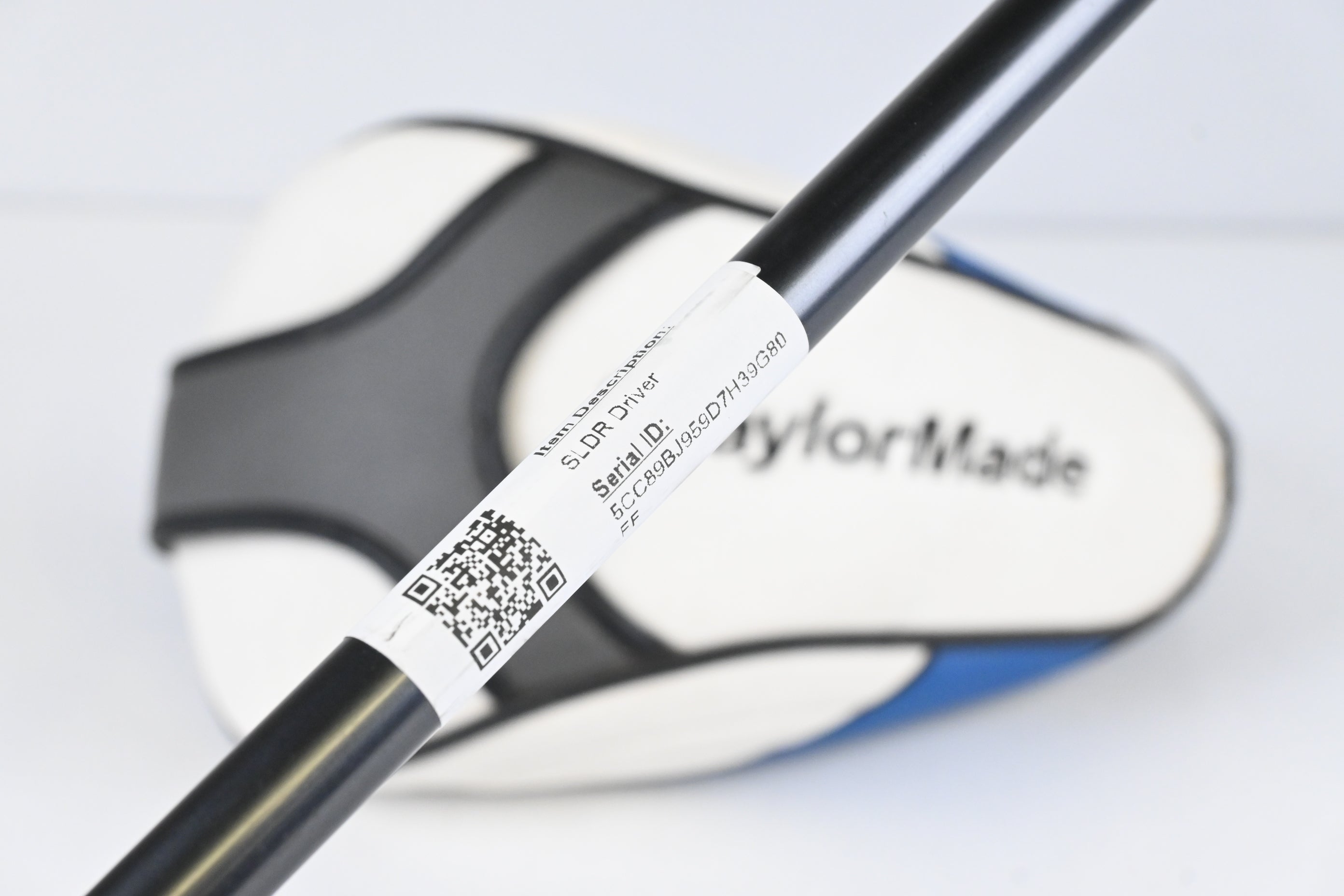 Taylormade SLDR Driver / 10.5 Degree / Stiff Flex Fujikura Speeder 57 Shaft