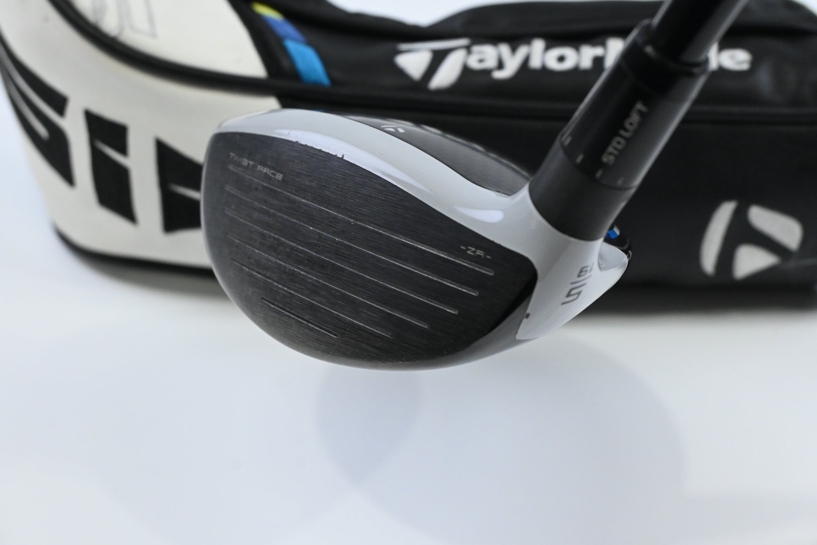 Taylormade SIM2 Ti #5 Wood / 19 Degree / TX-Flex Tensei CK Orange 90 Shaft