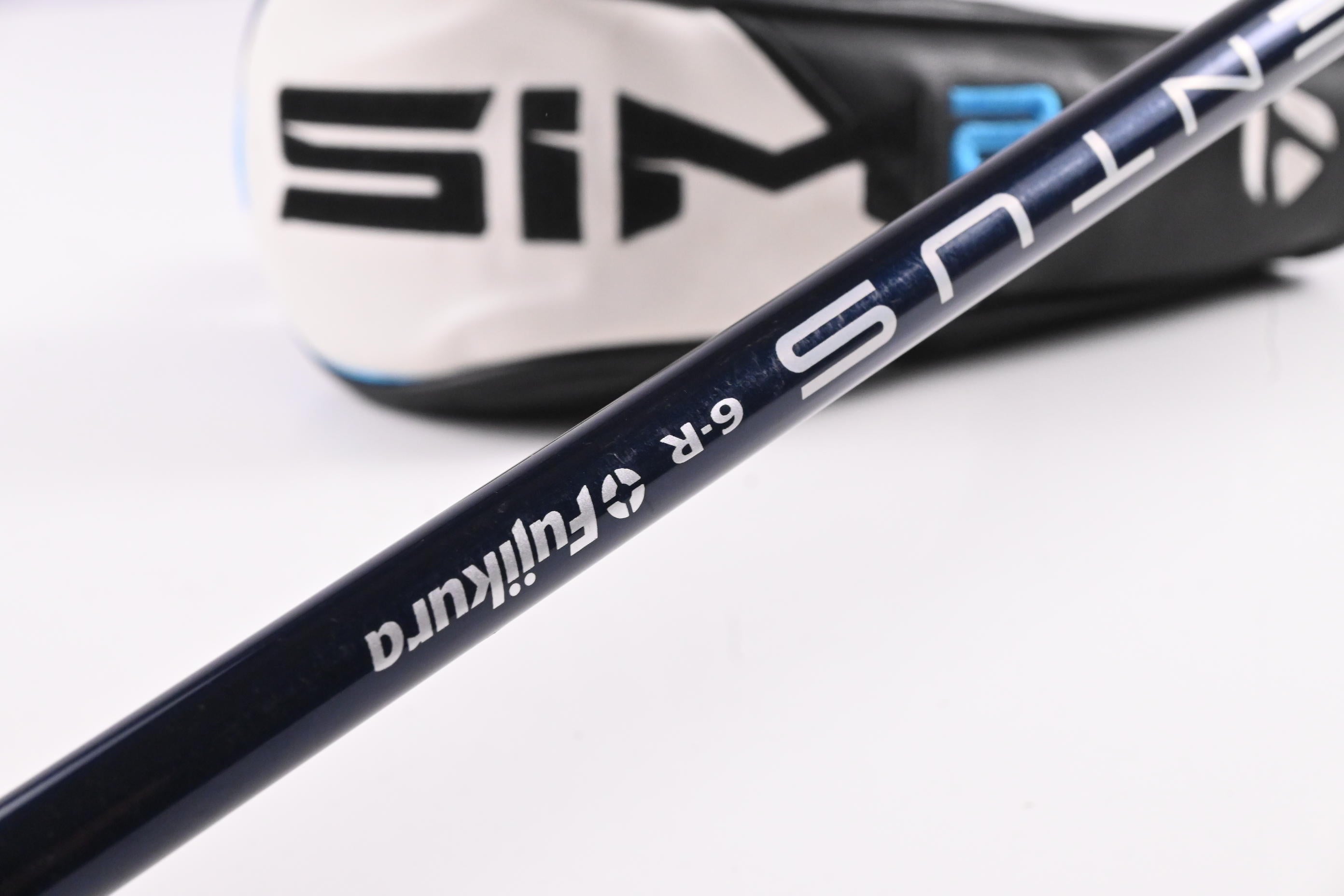Taylormade SIM2 Max #3 Hybrid / 19 Degree / Regular Flex Ventus Blue 6 Shaft