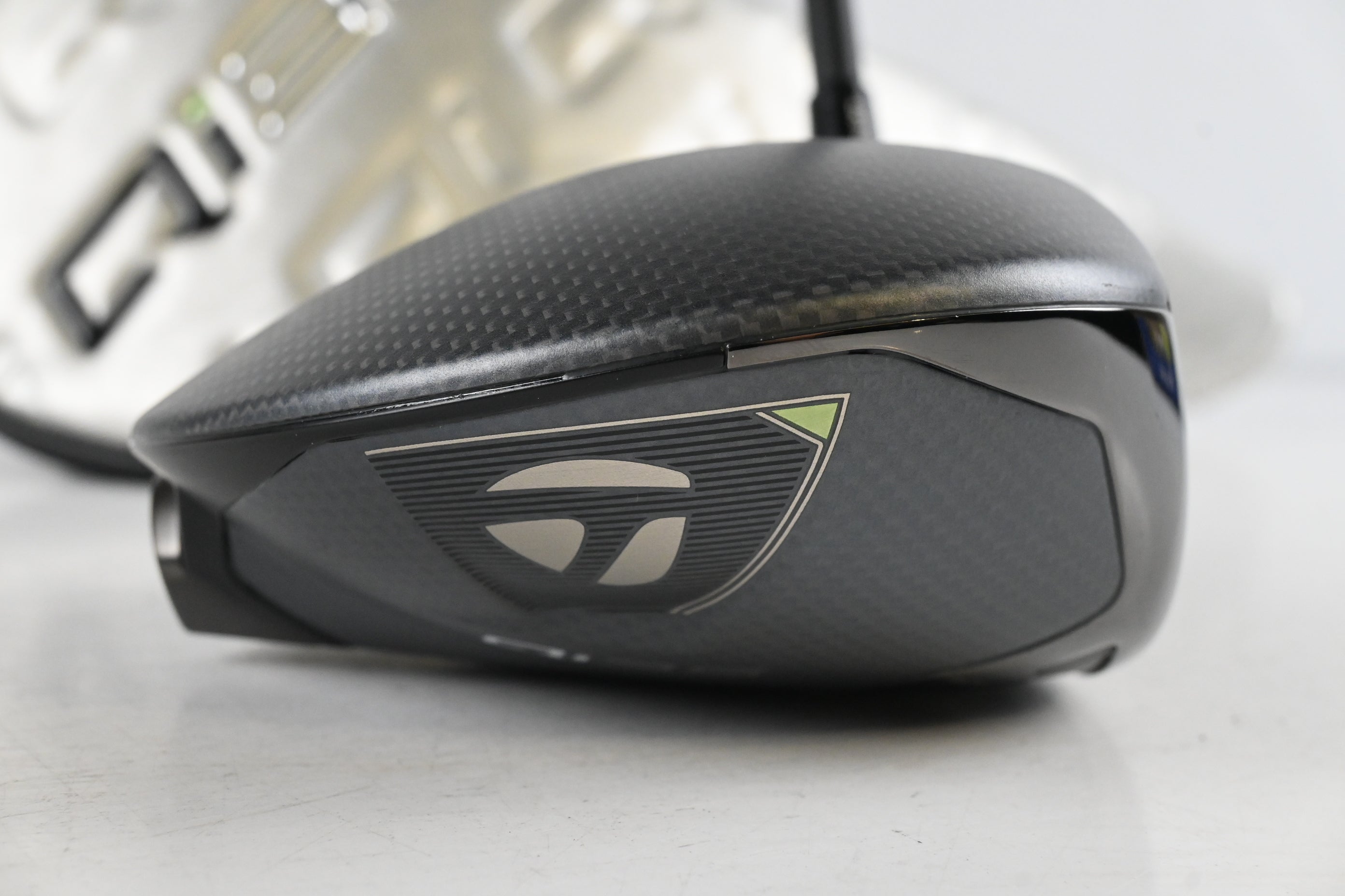Taylormade Qi35 LS Driver / 8 Degree / Stiff Flex Ventus Black Velocore+ 6