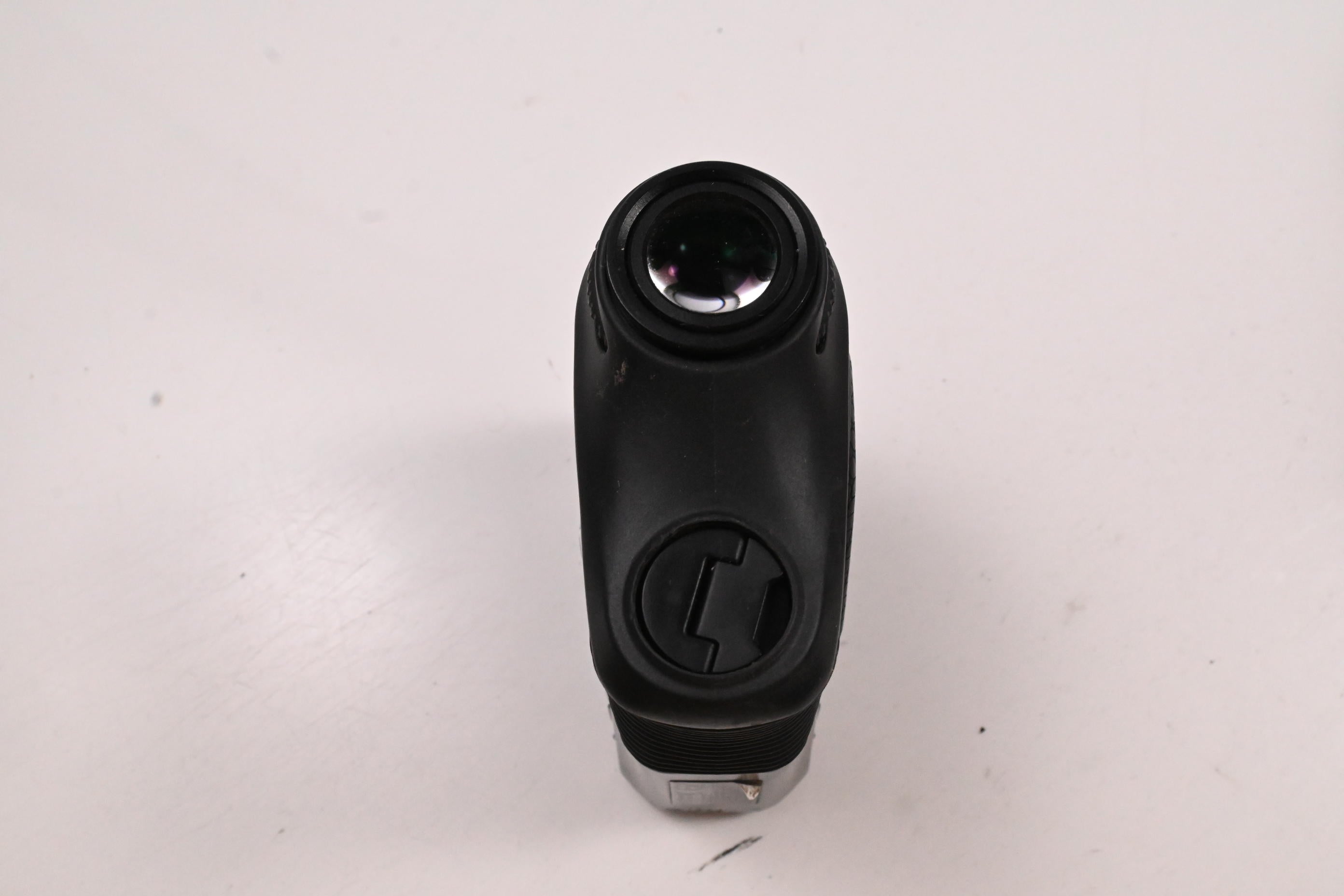 Bushnell Pro XE / Rangefinder