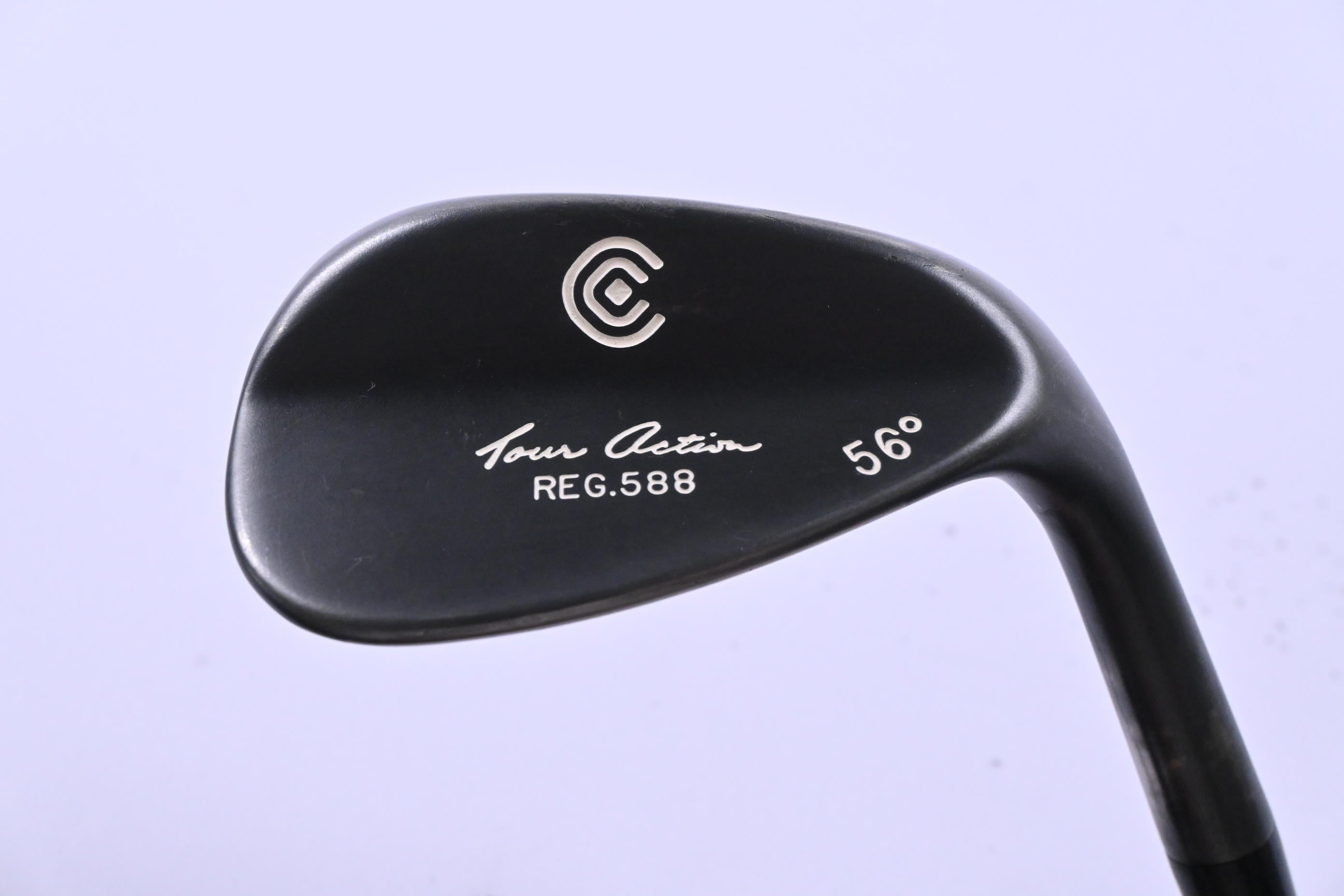 Cleveland Reg 588 RTG Sand Wedge / 56 Degree / Wedge Flex Dynamic Gold Shaft