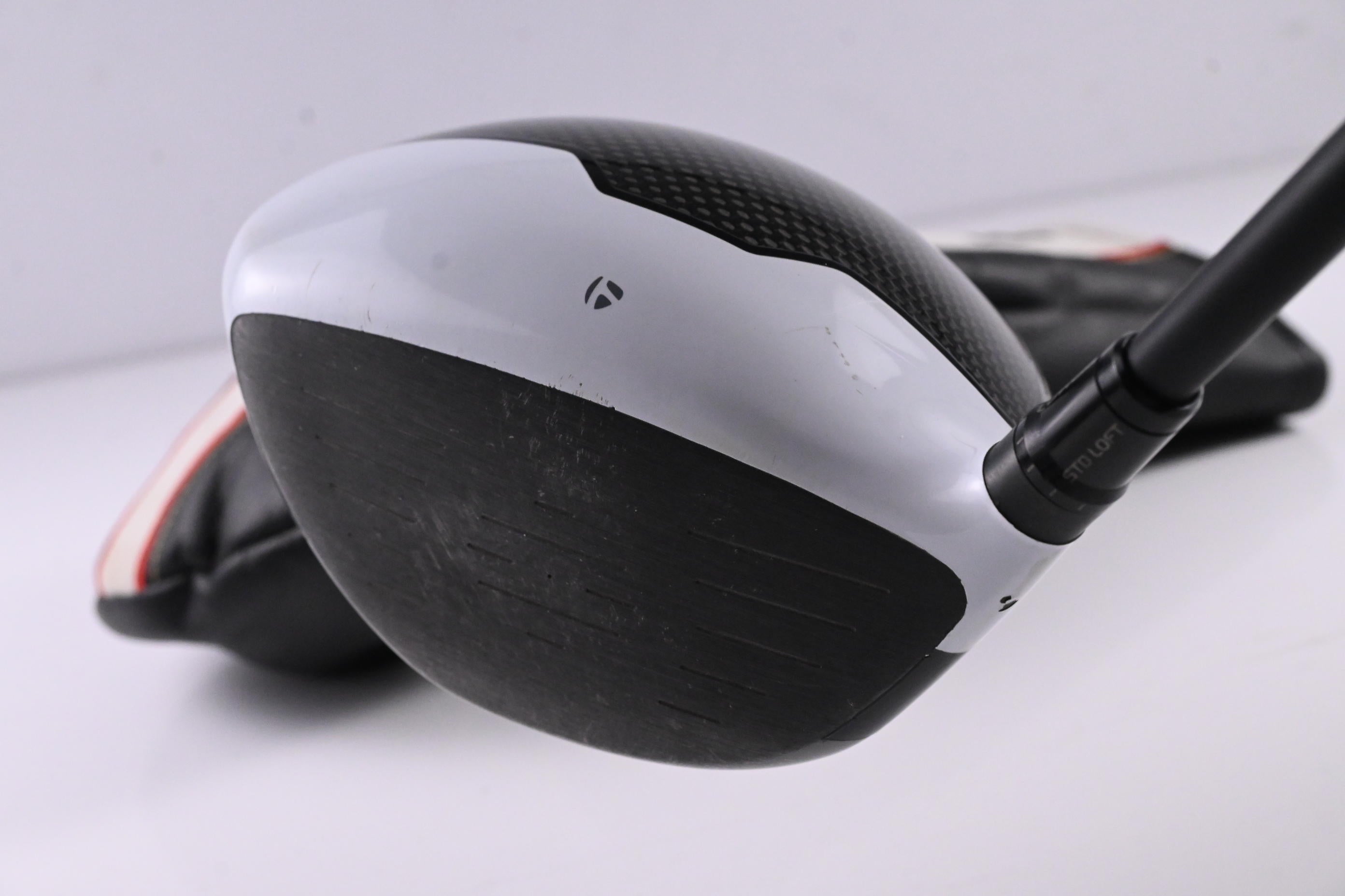 Taylormade M2 2016 Driver / 10.5 Degree / Stiff Flex Kai'li Blue CB Darkwaves 60