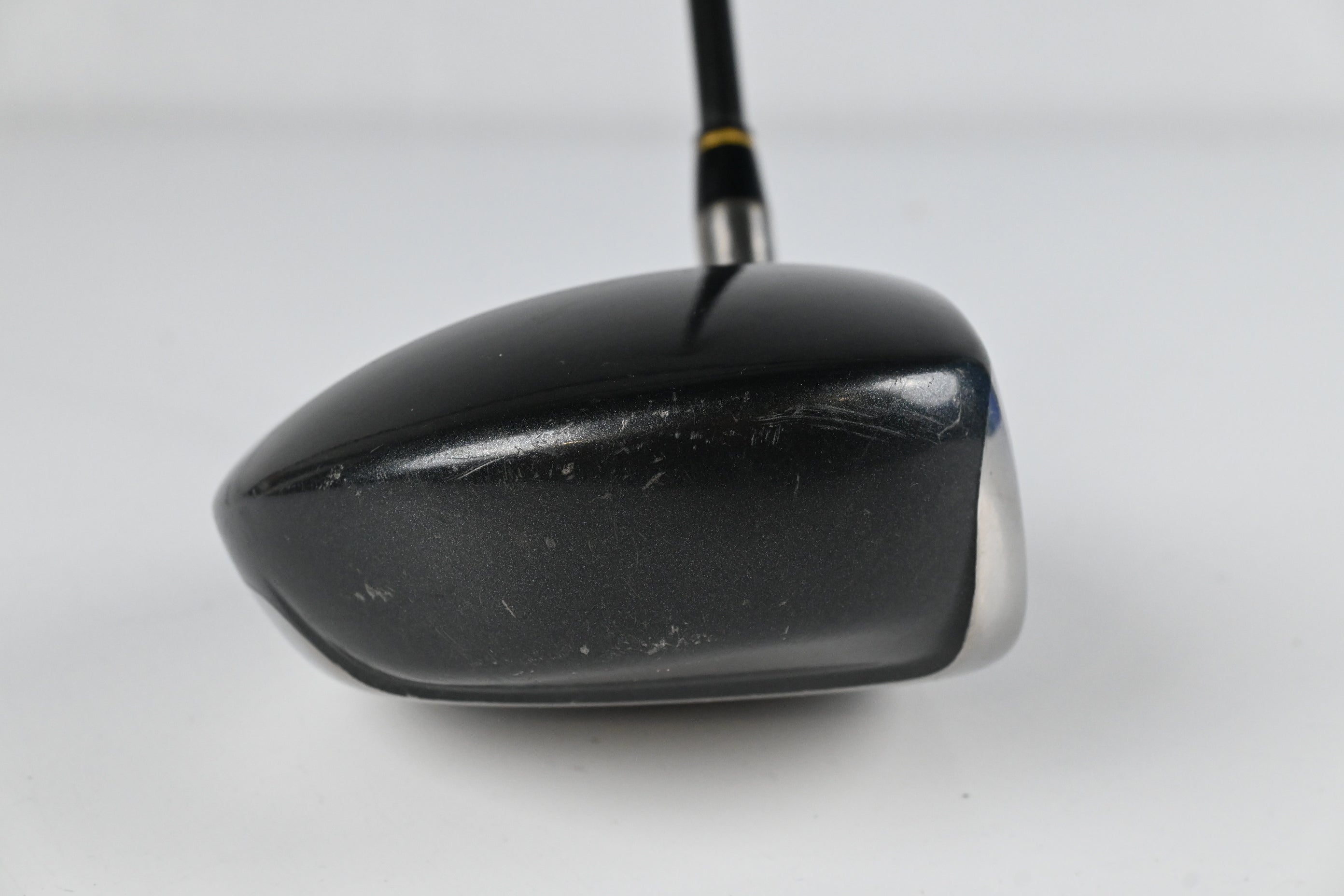 Taylormade 300 Ti Driver / 10.5 Degree / Stiff Flex Grafalloy ProLite 35 Shaft
