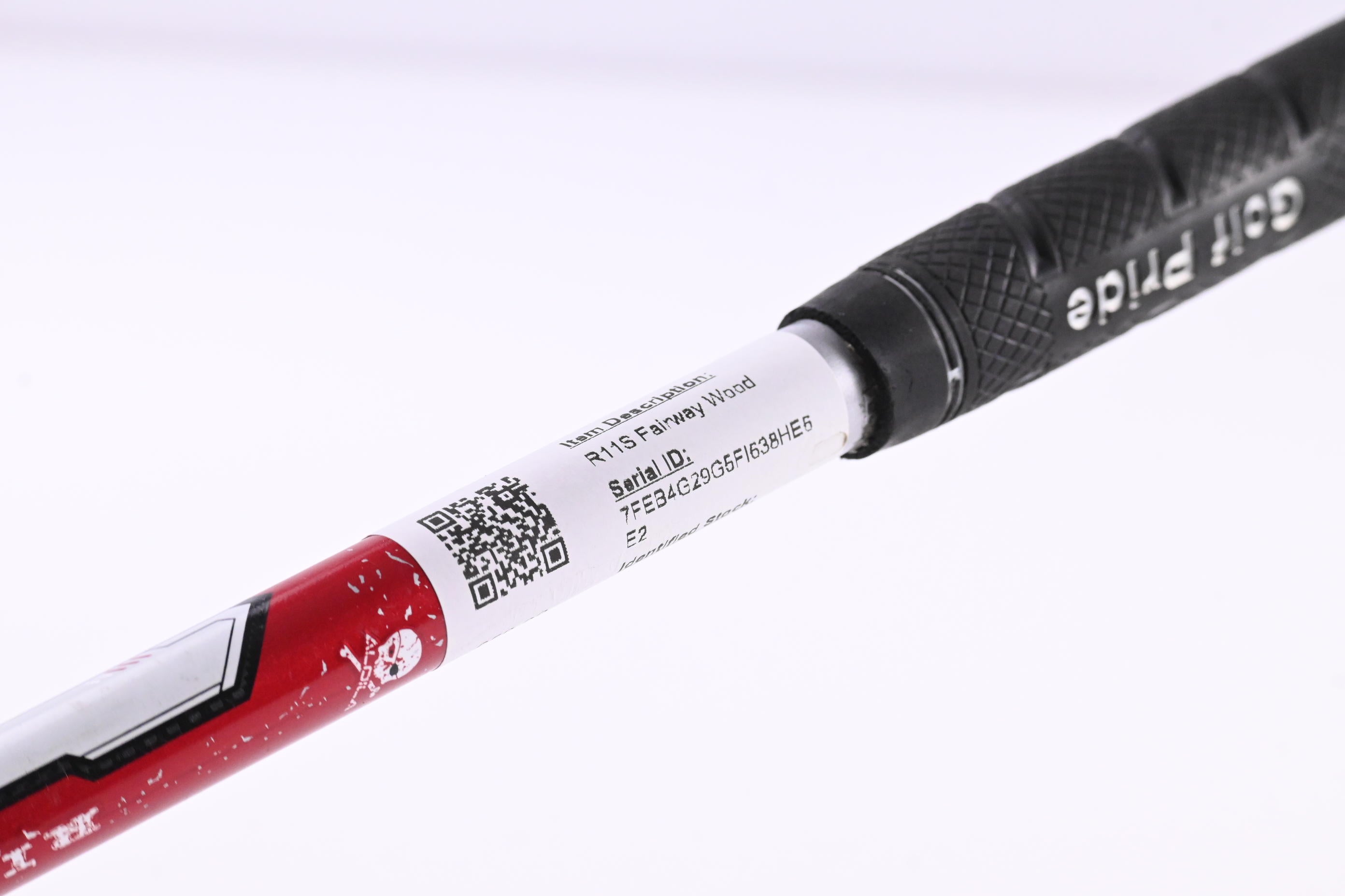 Taylormade R11S F#3 Wood / 15.5 Degree / Regular Flex Aldila RIP Phenom 70 Shaft