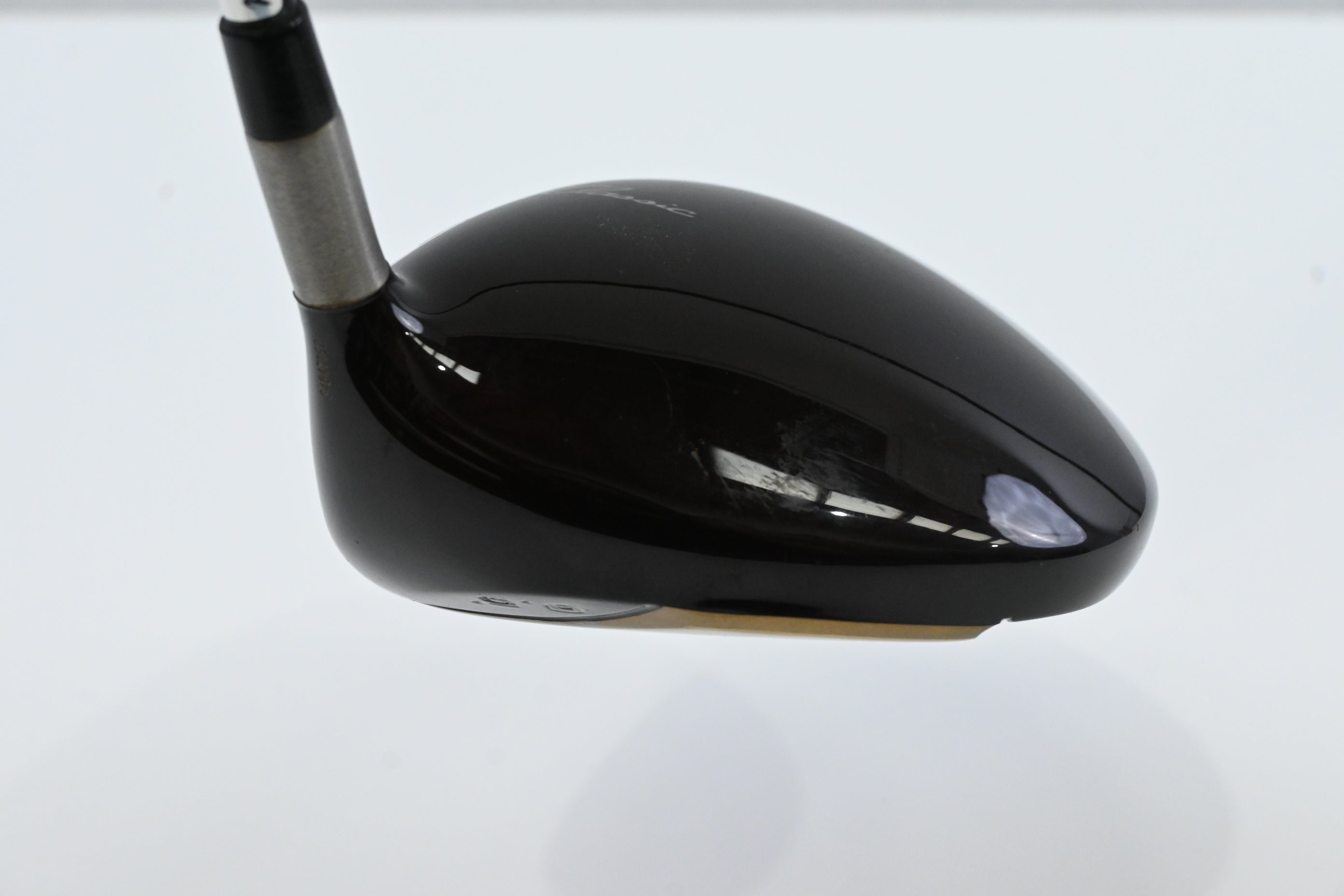 Cleveland Classic Driver / 9.5 Degree / Stiff Flex Miyazaki Kusala 72 Shaft