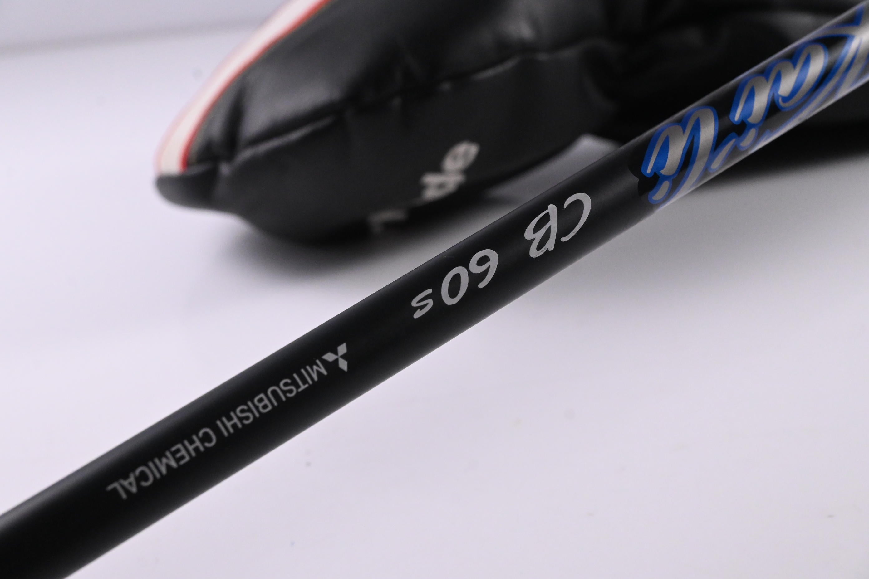 Taylormade M2 2016 Driver / 10.5 Degree / Stiff Flex Kai'li Blue CB Darkwaves 60
